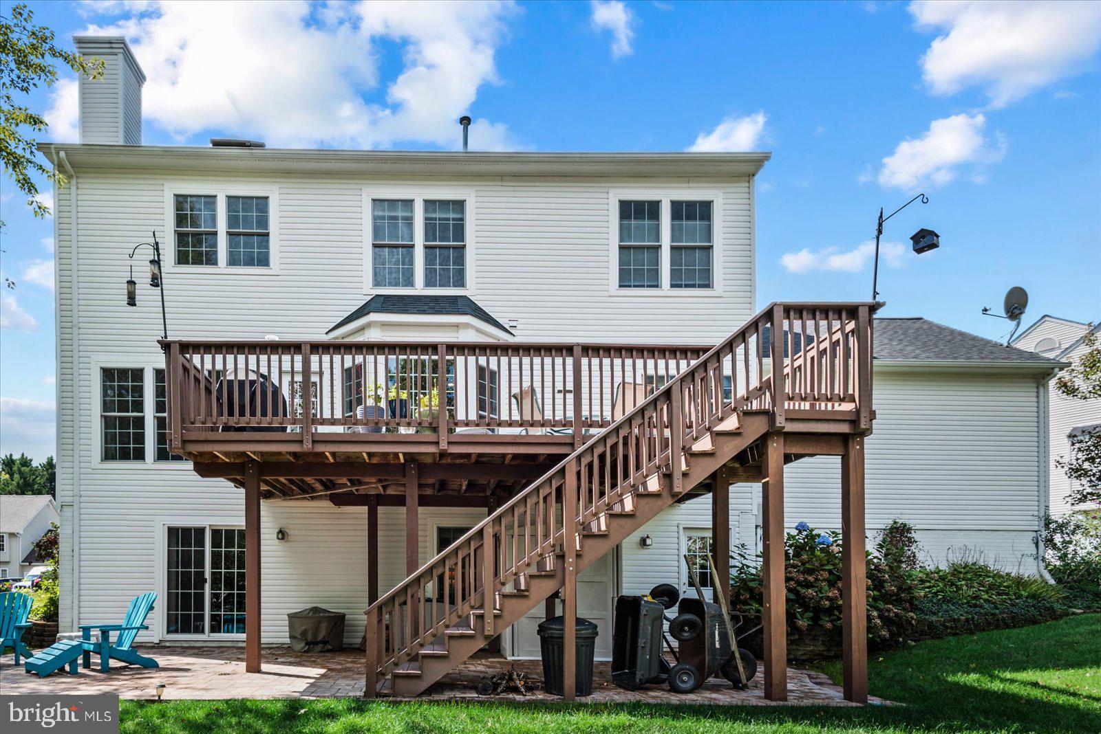 15 Westbrook LANE