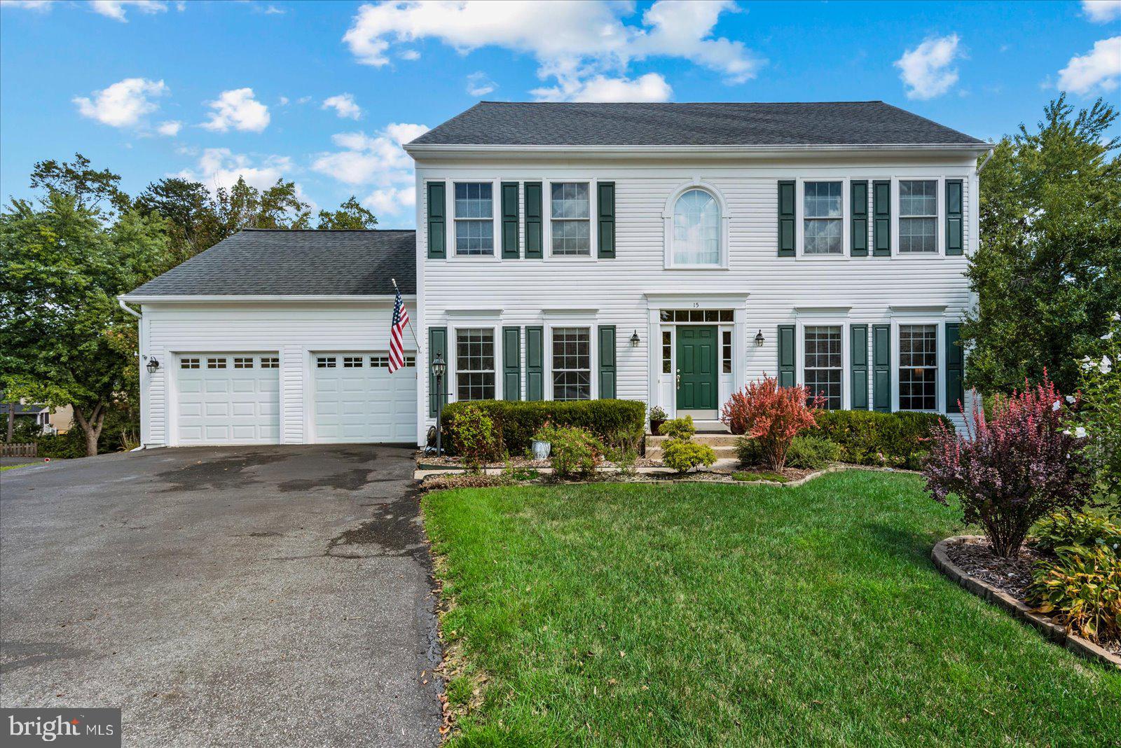 15 Westbrook LANE