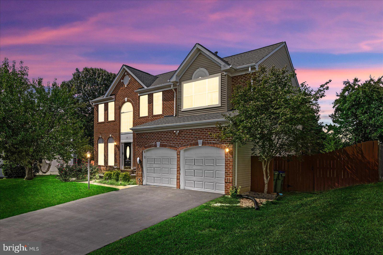 7 Tudor COURT