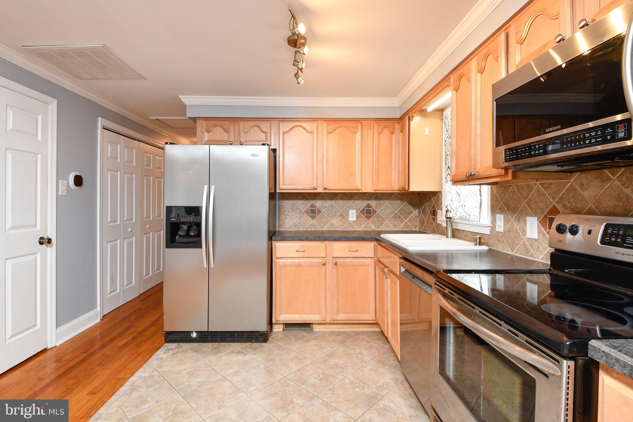 1407 Elizabeth DRIVE