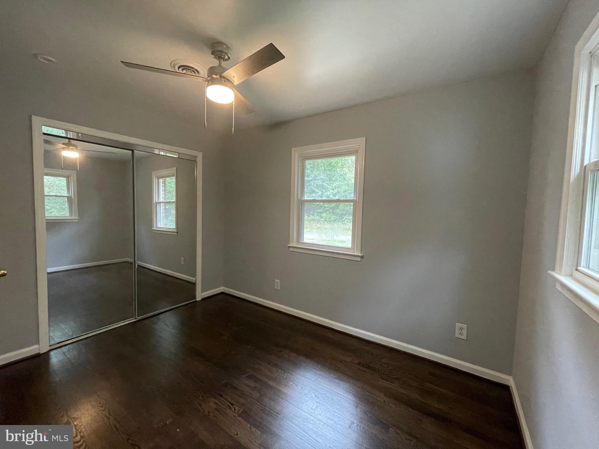 10 Hollywood Farm Rd