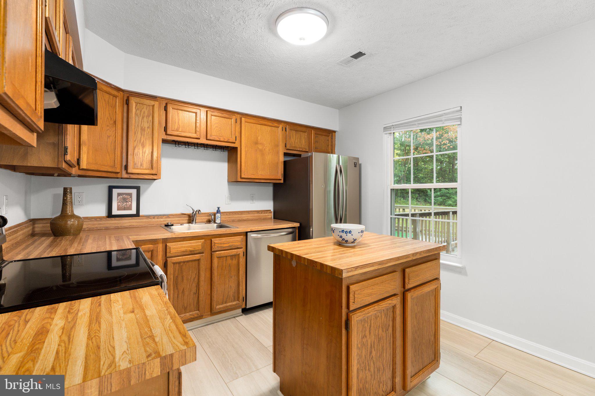 204 Blueridge COURT