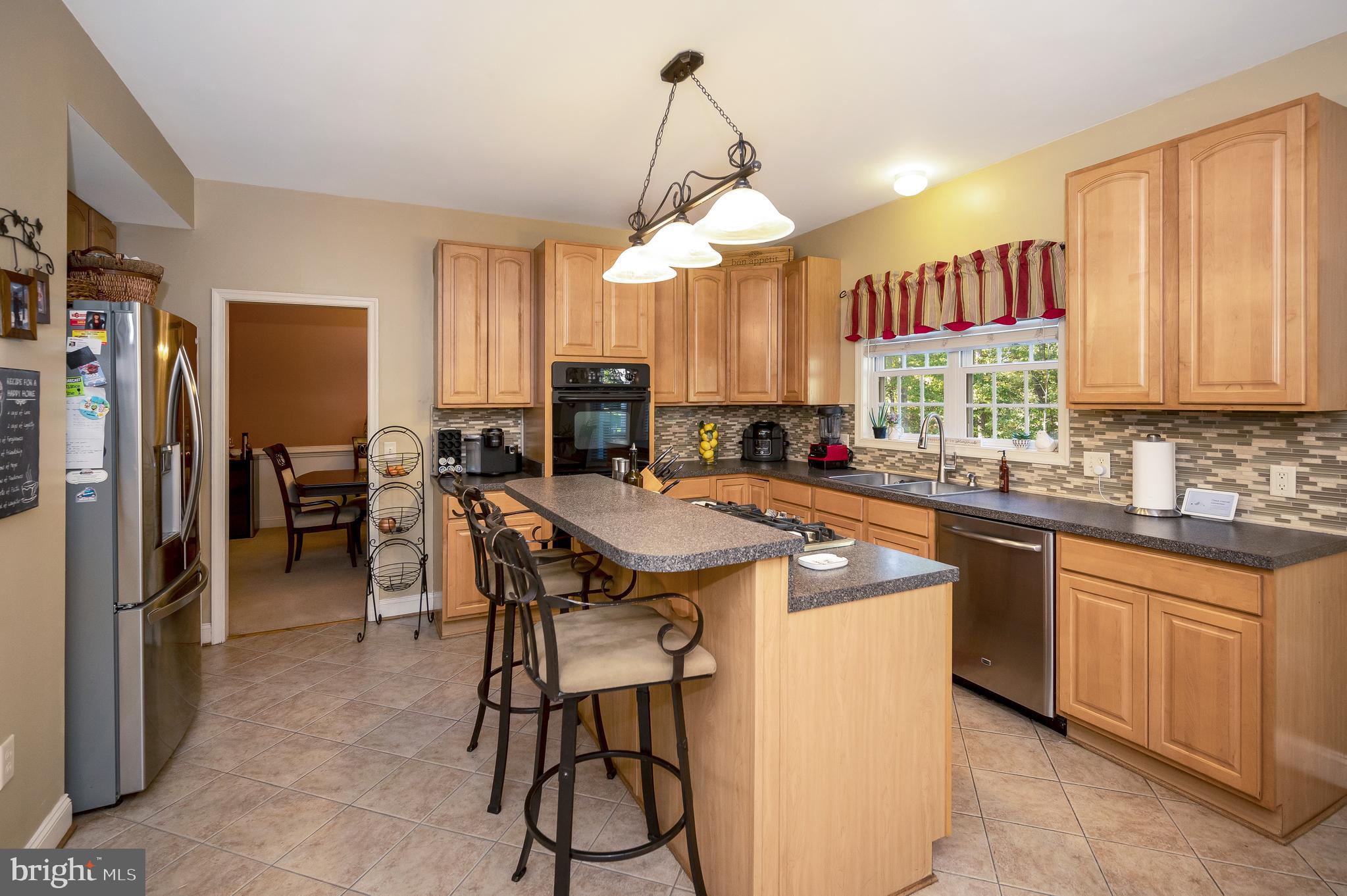 73 Cascade Ln
