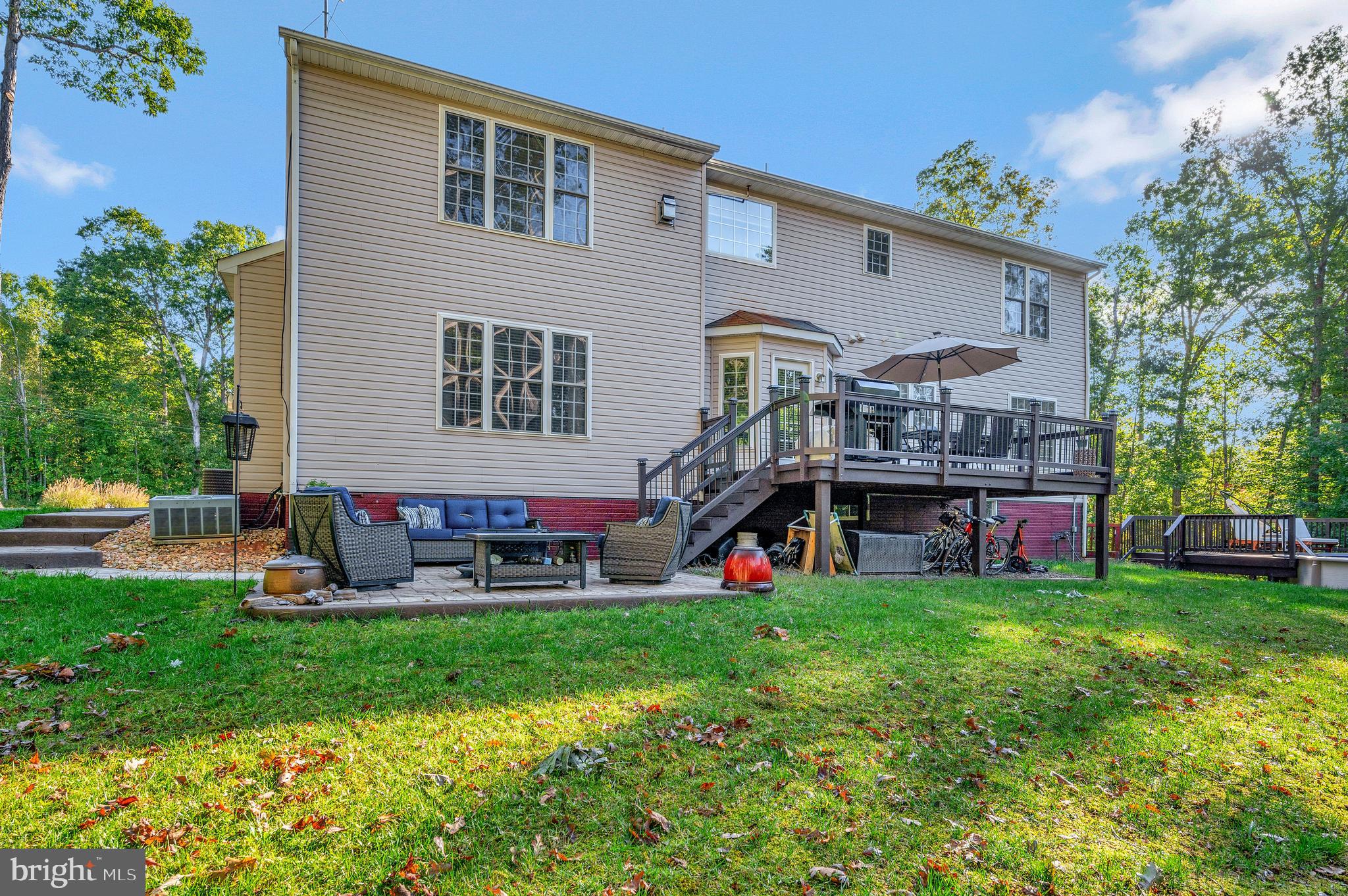 73 Cascade Ln