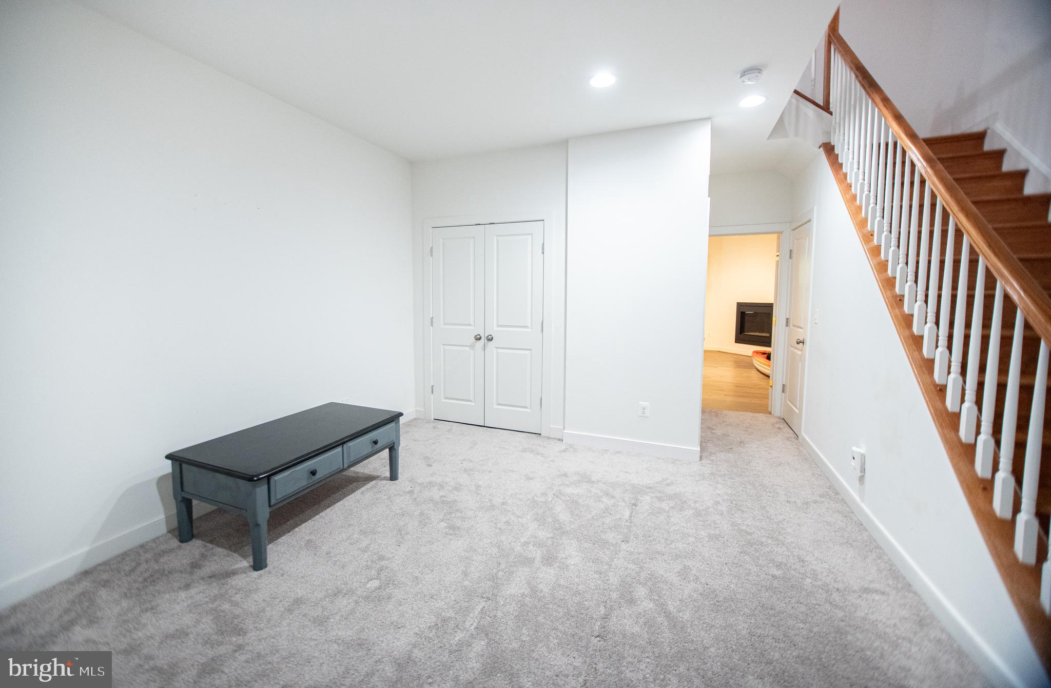 711 Woodstream BOULEVARD Unit: 806