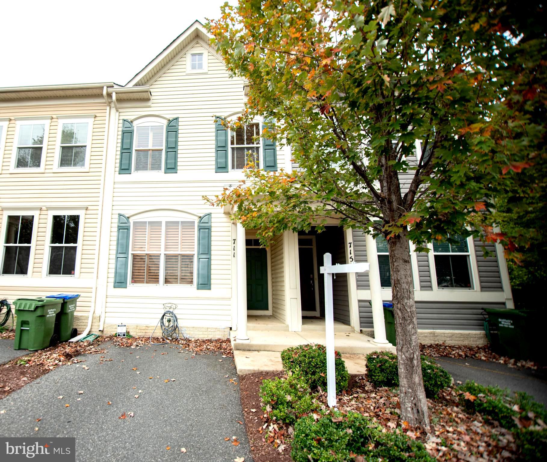 711 Woodstream BOULEVARD Unit: 806