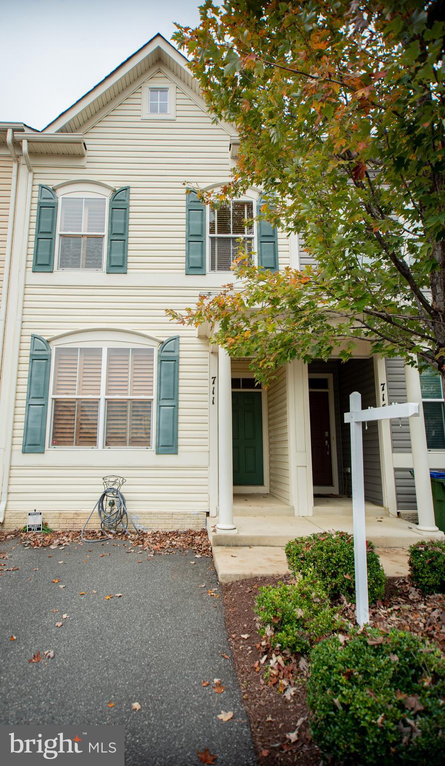 711 Woodstream BOULEVARD Unit: 806