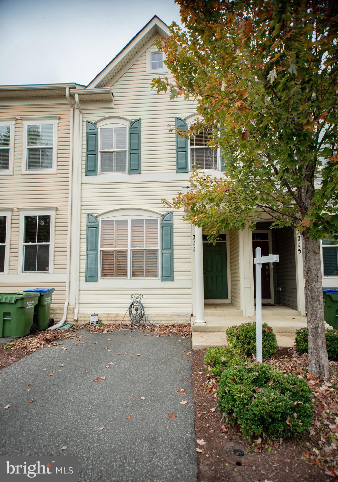 711 Woodstream BOULEVARD Unit: 806