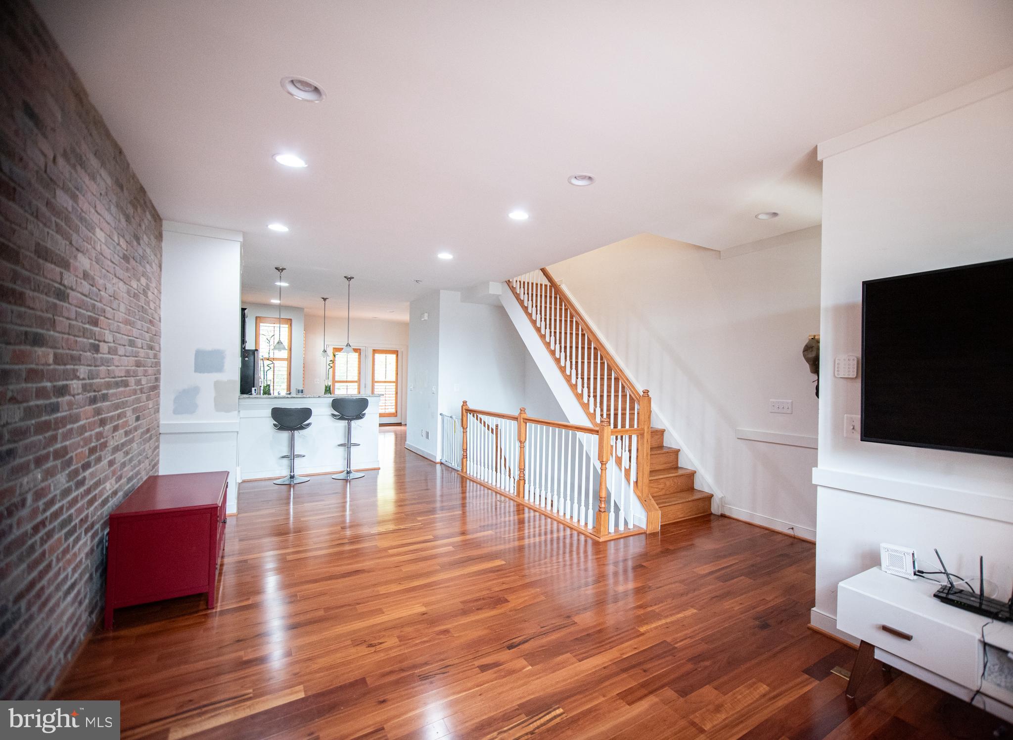 711 Woodstream BOULEVARD Unit: 806