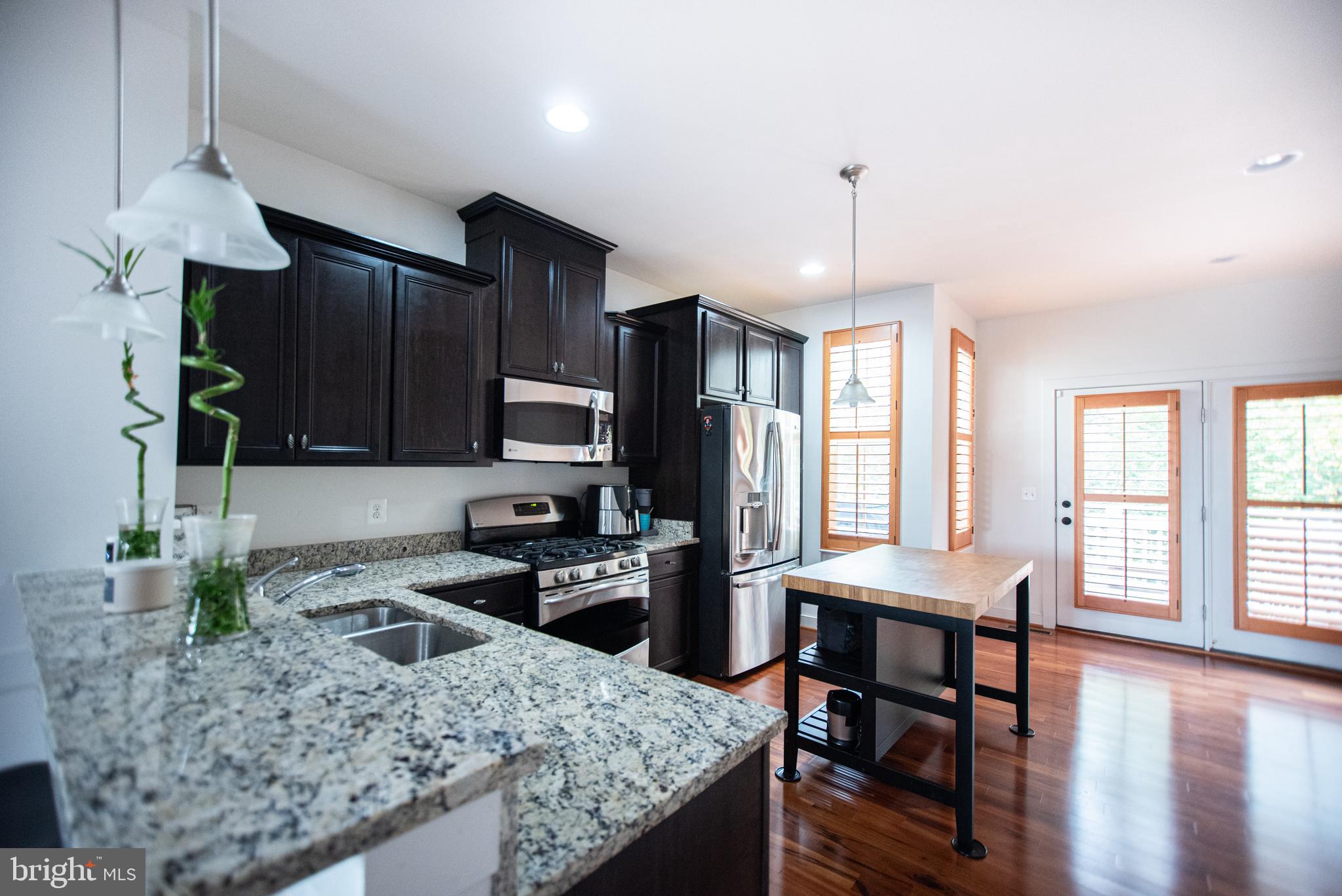 711 Woodstream BOULEVARD Unit: 806
