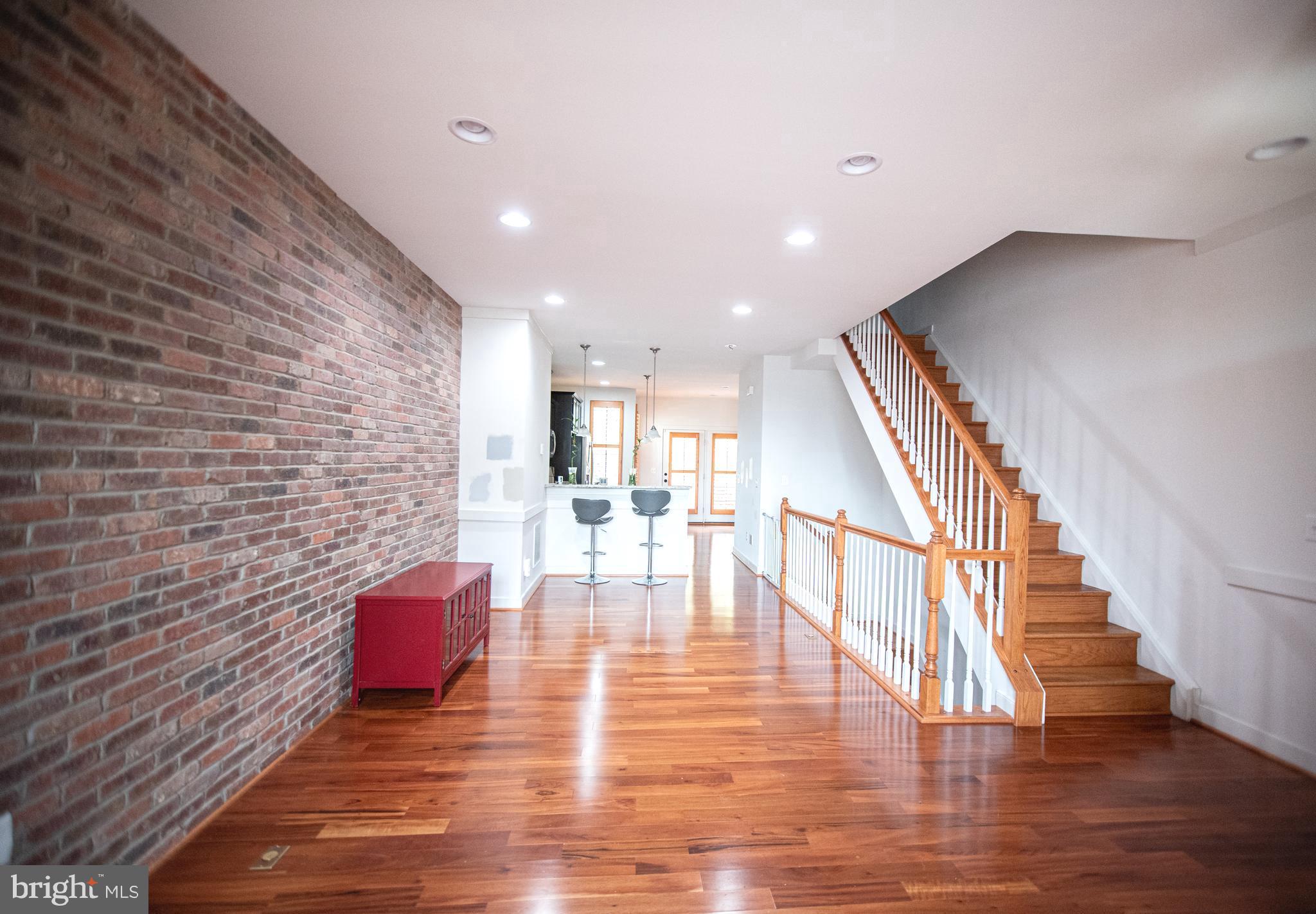 711 Woodstream BOULEVARD Unit: 806