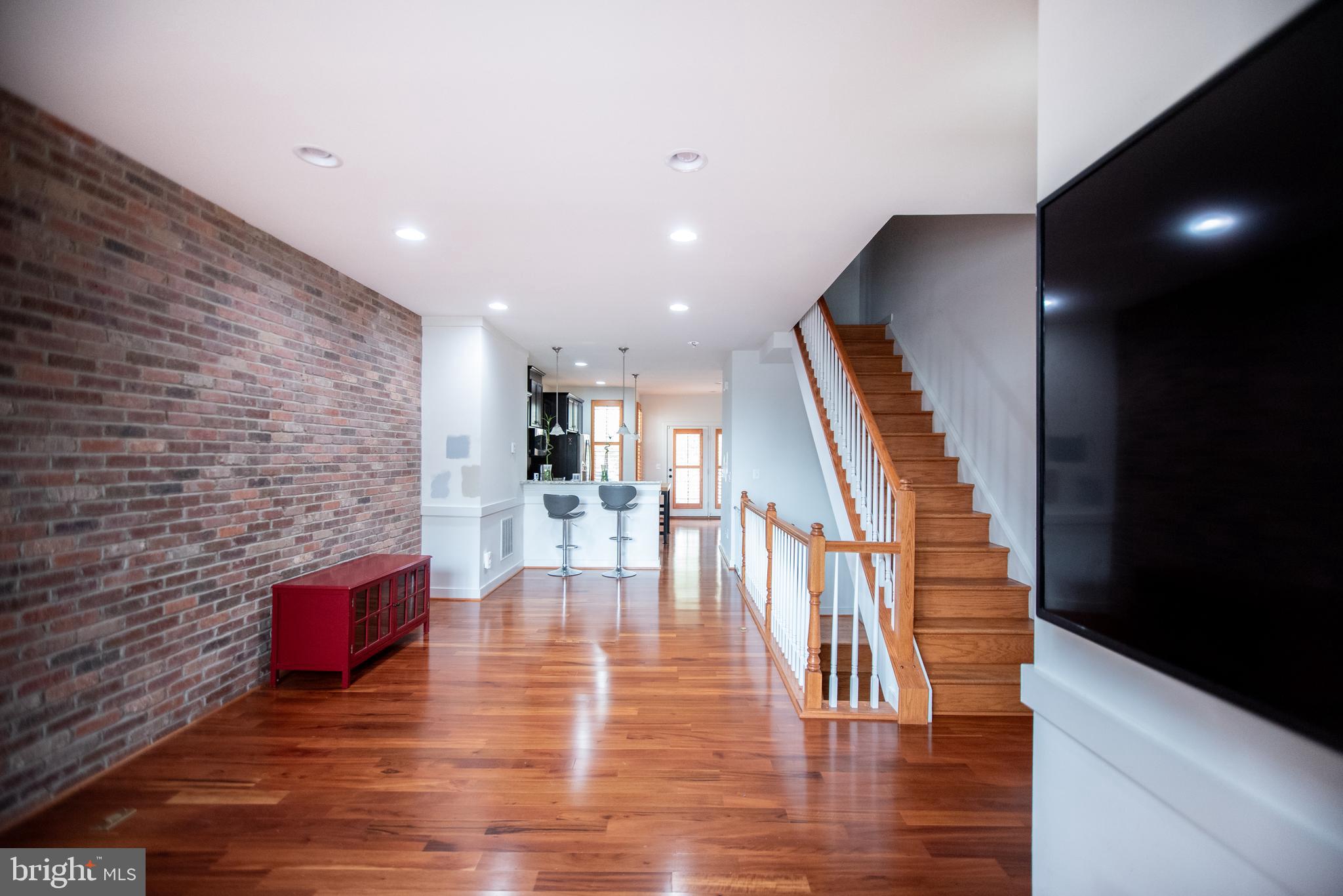 711 Woodstream BOULEVARD Unit: 806
