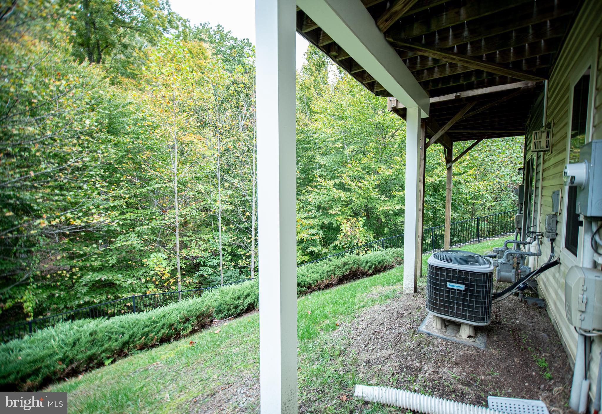 711 Woodstream BOULEVARD Unit: 806
