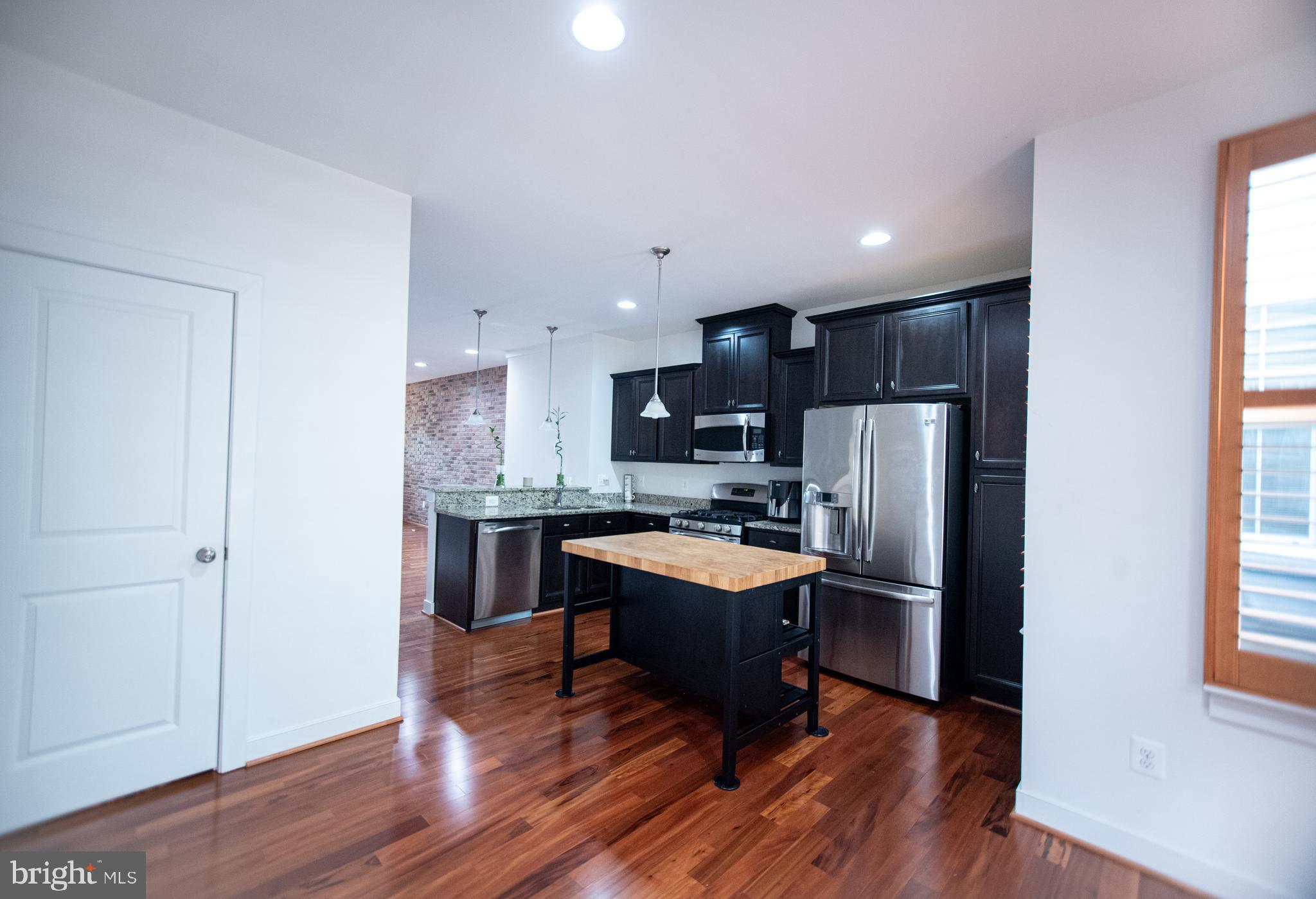 711 Woodstream BOULEVARD Unit: 806