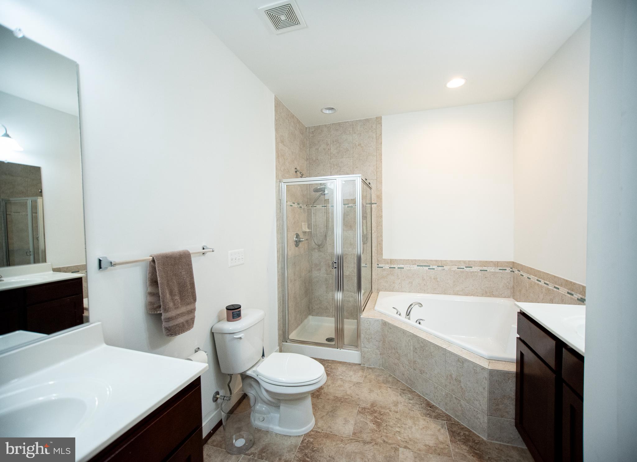 711 Woodstream BOULEVARD Unit: 806