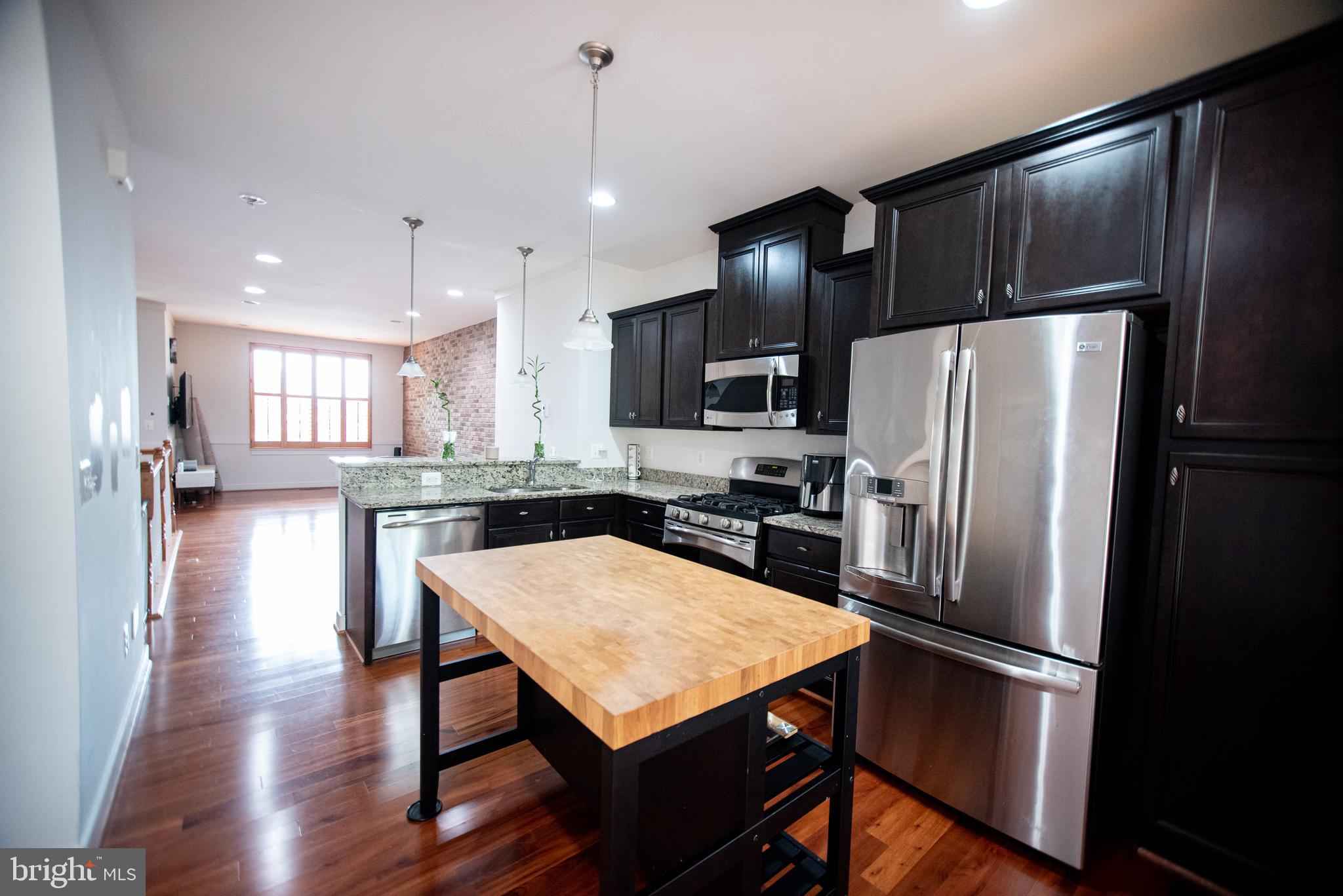 711 Woodstream BOULEVARD Unit: 806