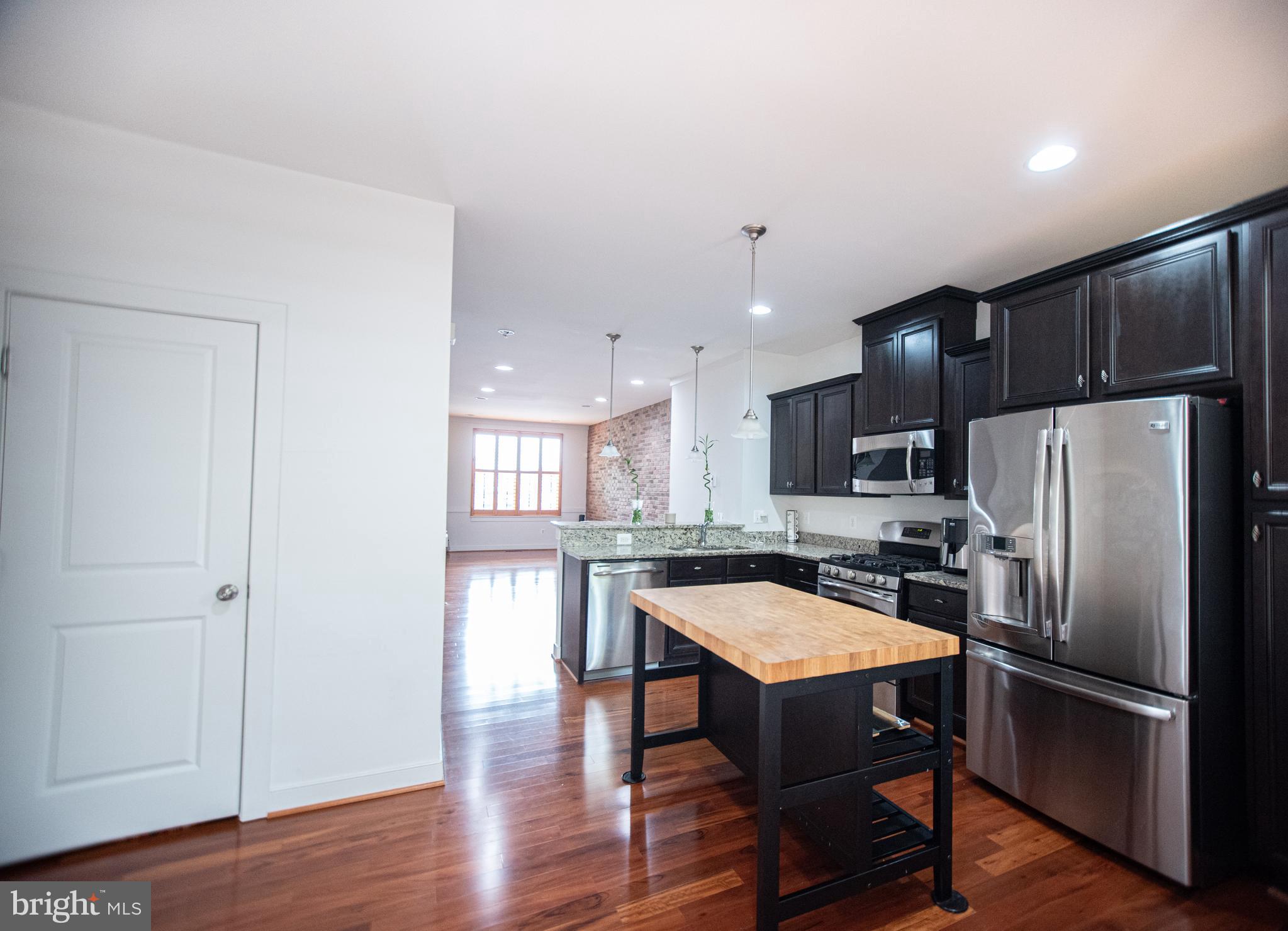 711 Woodstream BOULEVARD Unit: 806