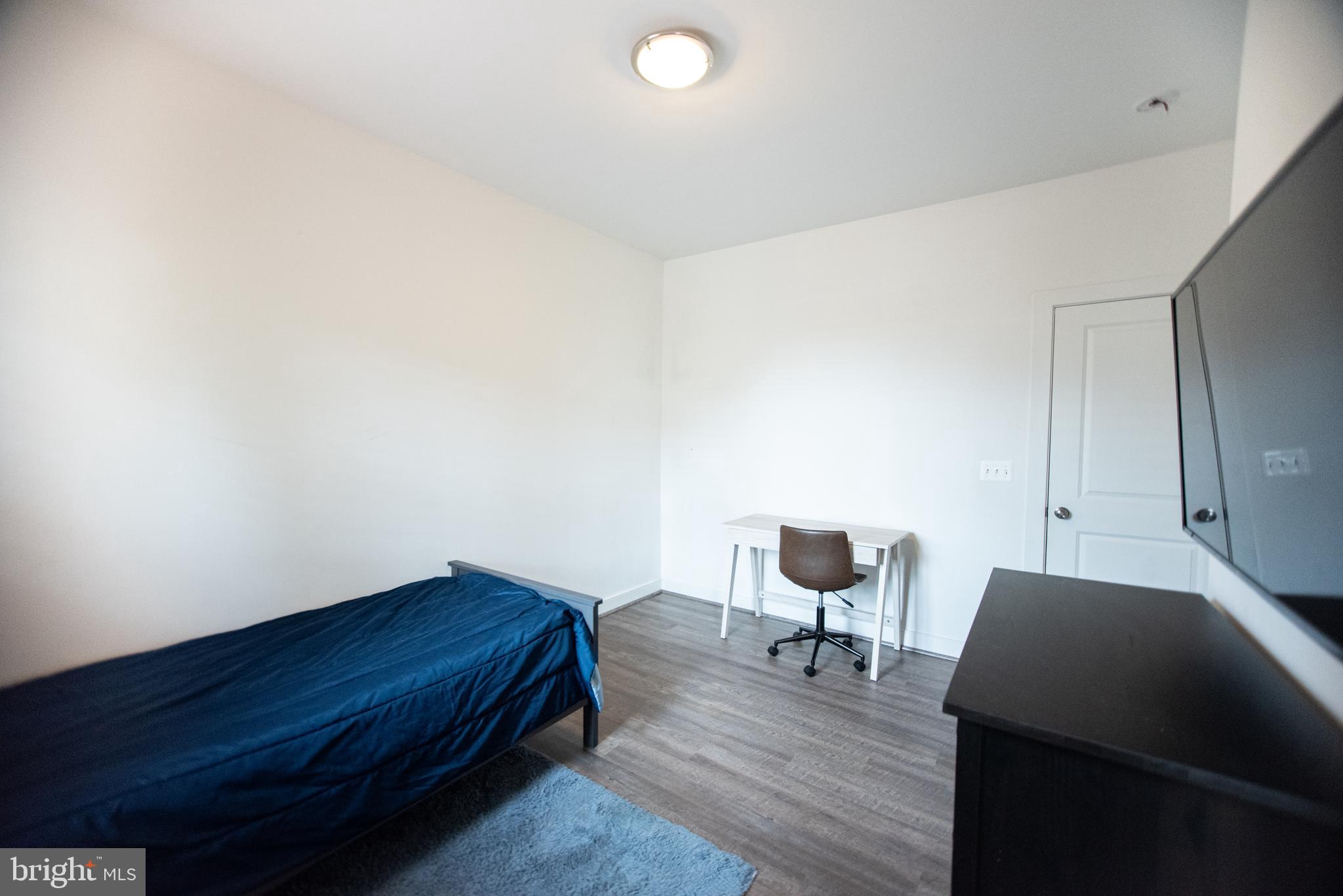 711 Woodstream BOULEVARD Unit: 806