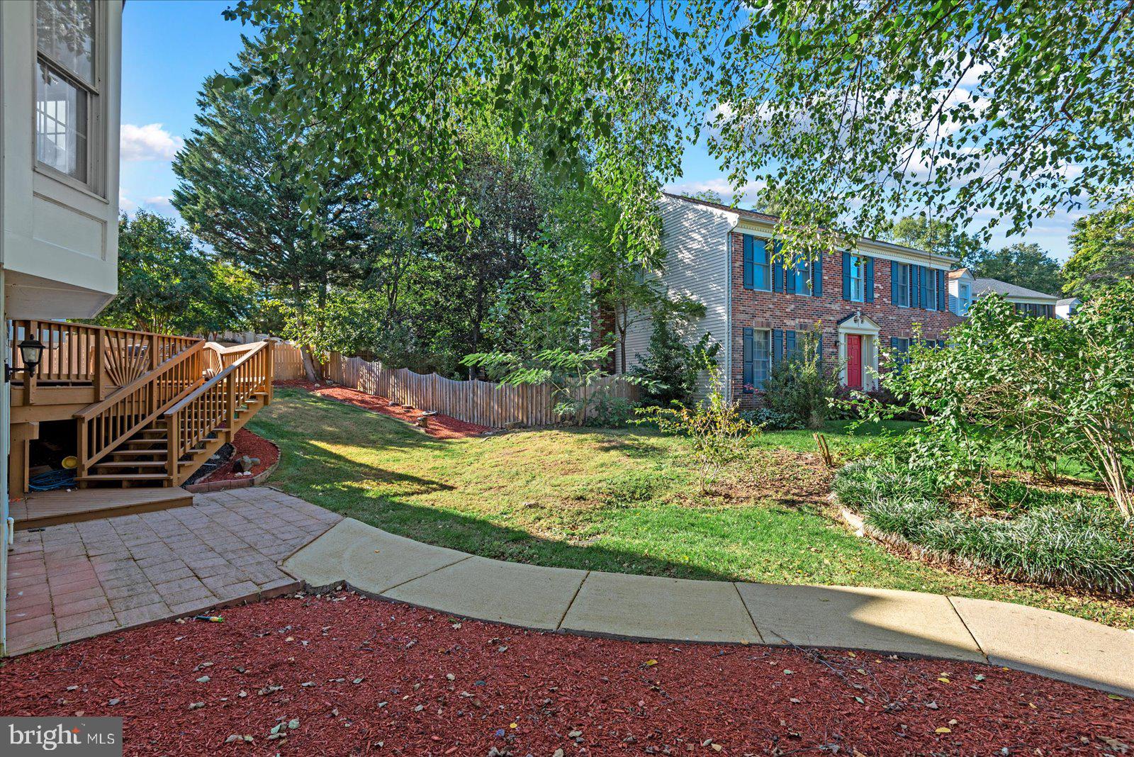 32 Cathedral LANE
