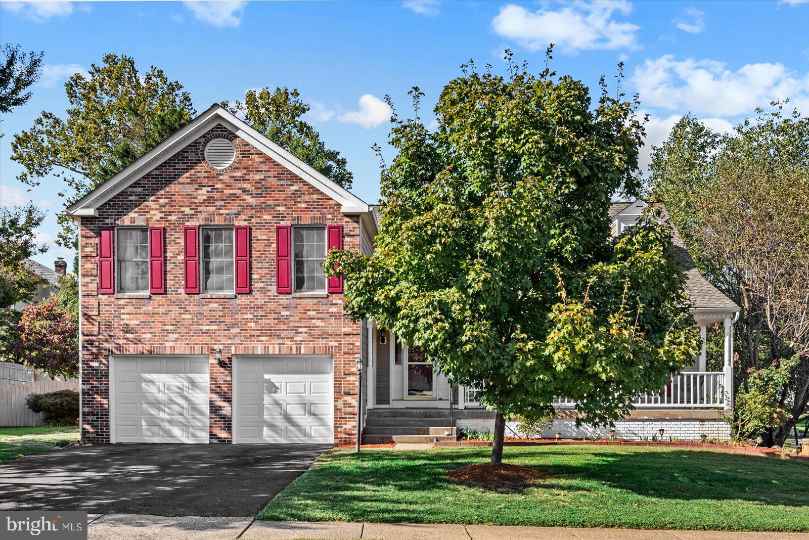 32 Cathedral LANE