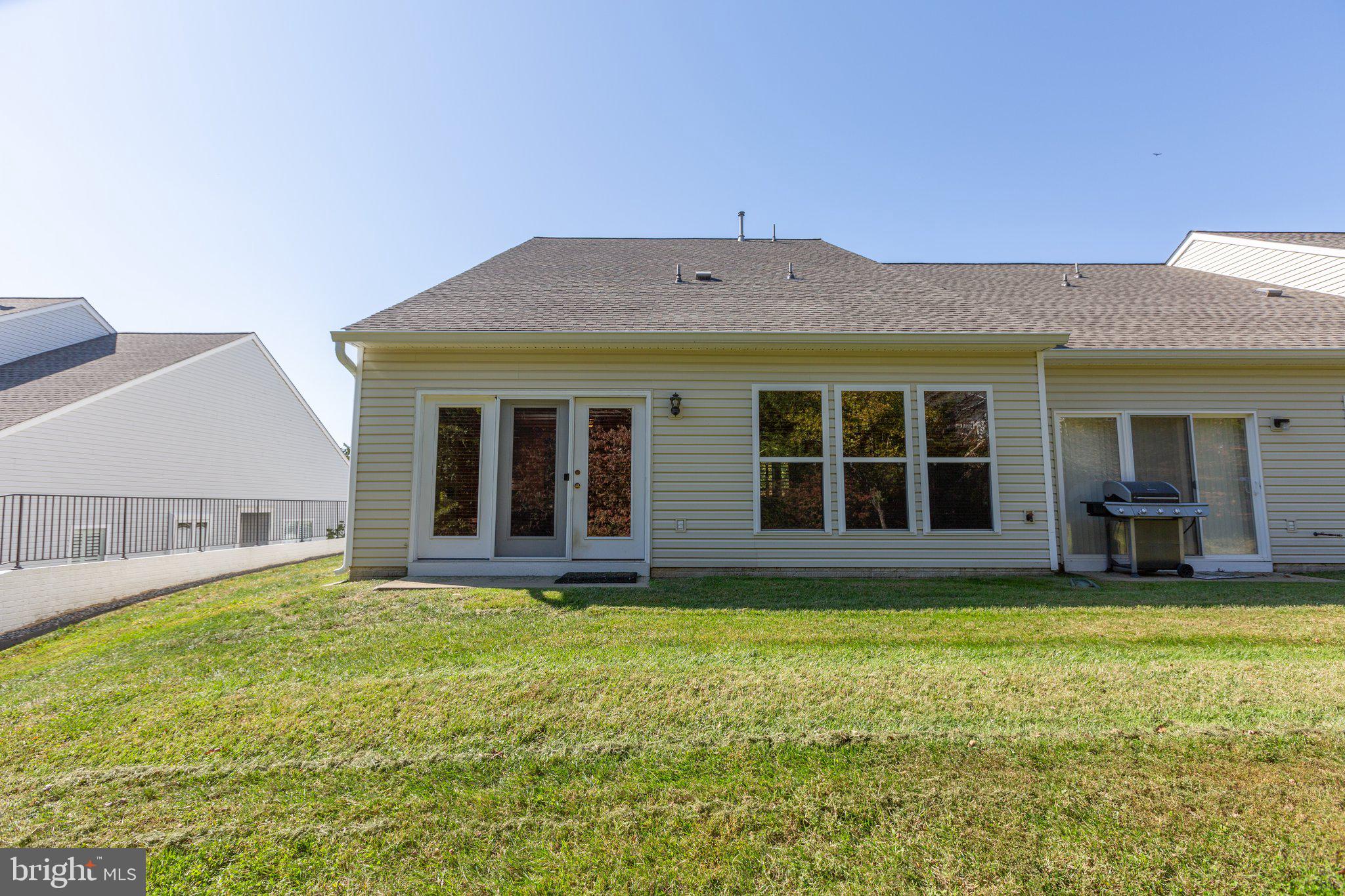 50 Harborton LANE