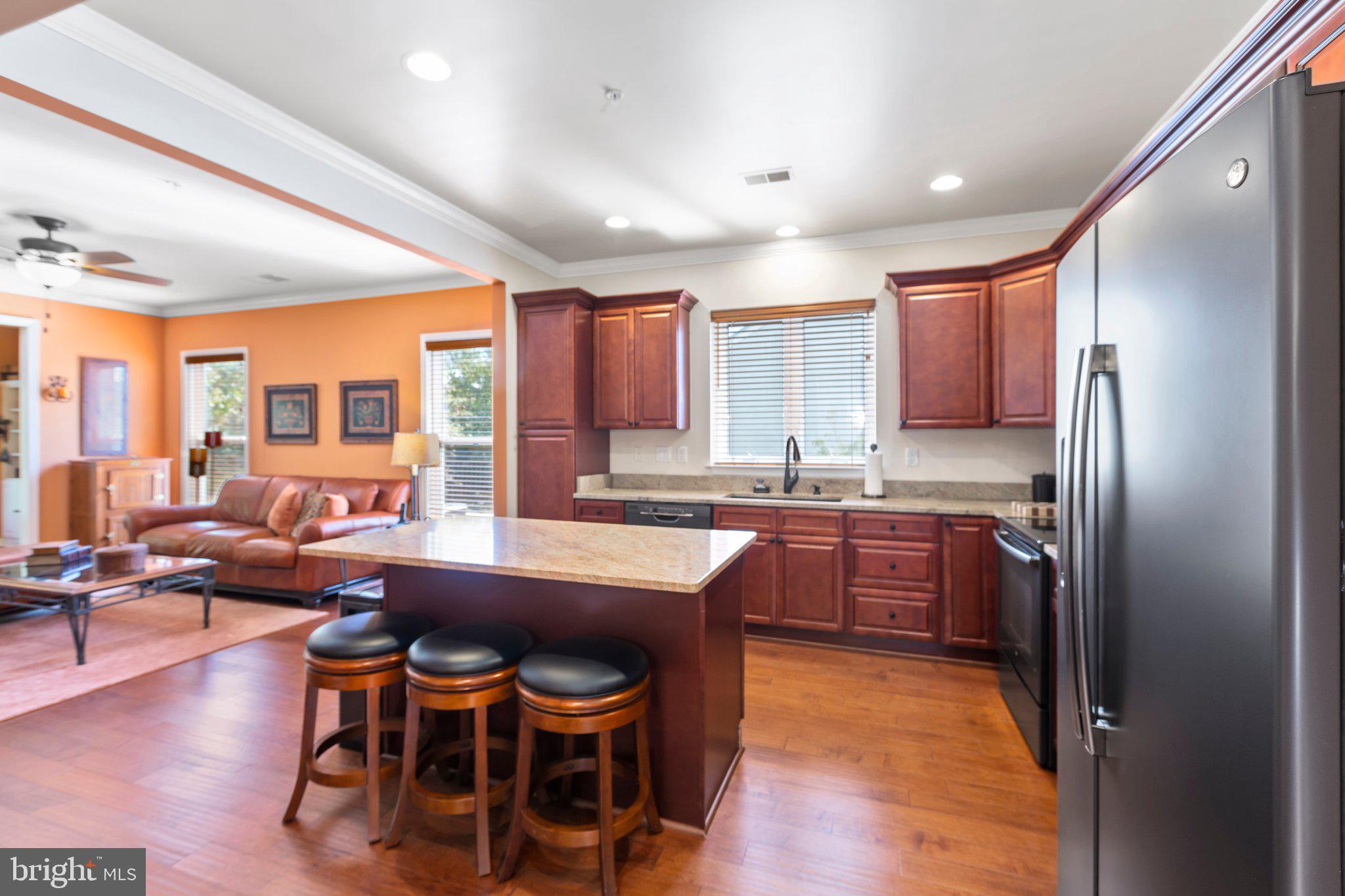 50 Harborton LANE