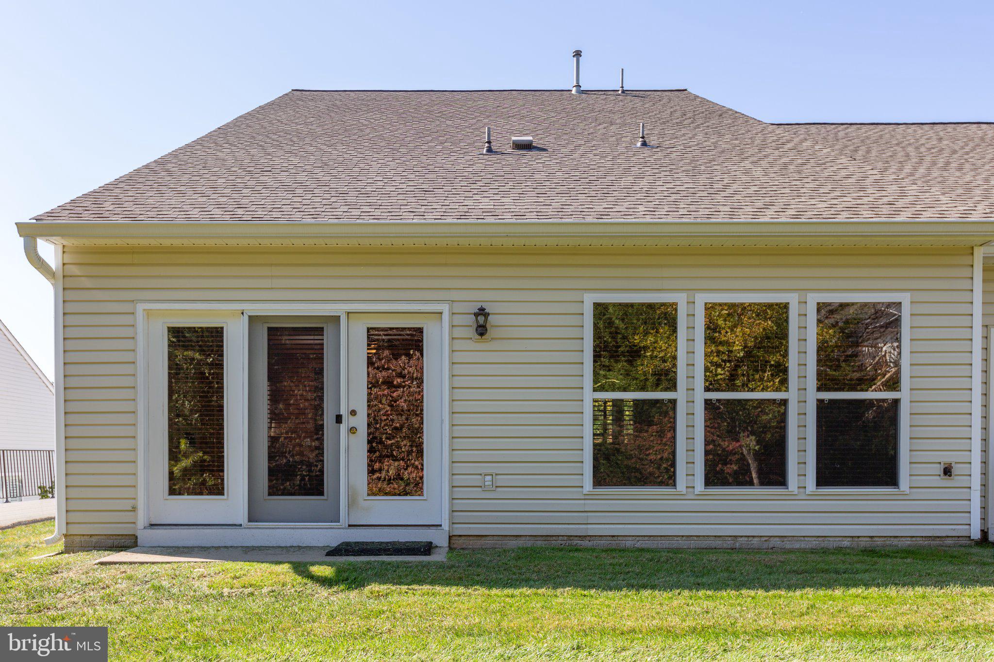 50 Harborton LANE
