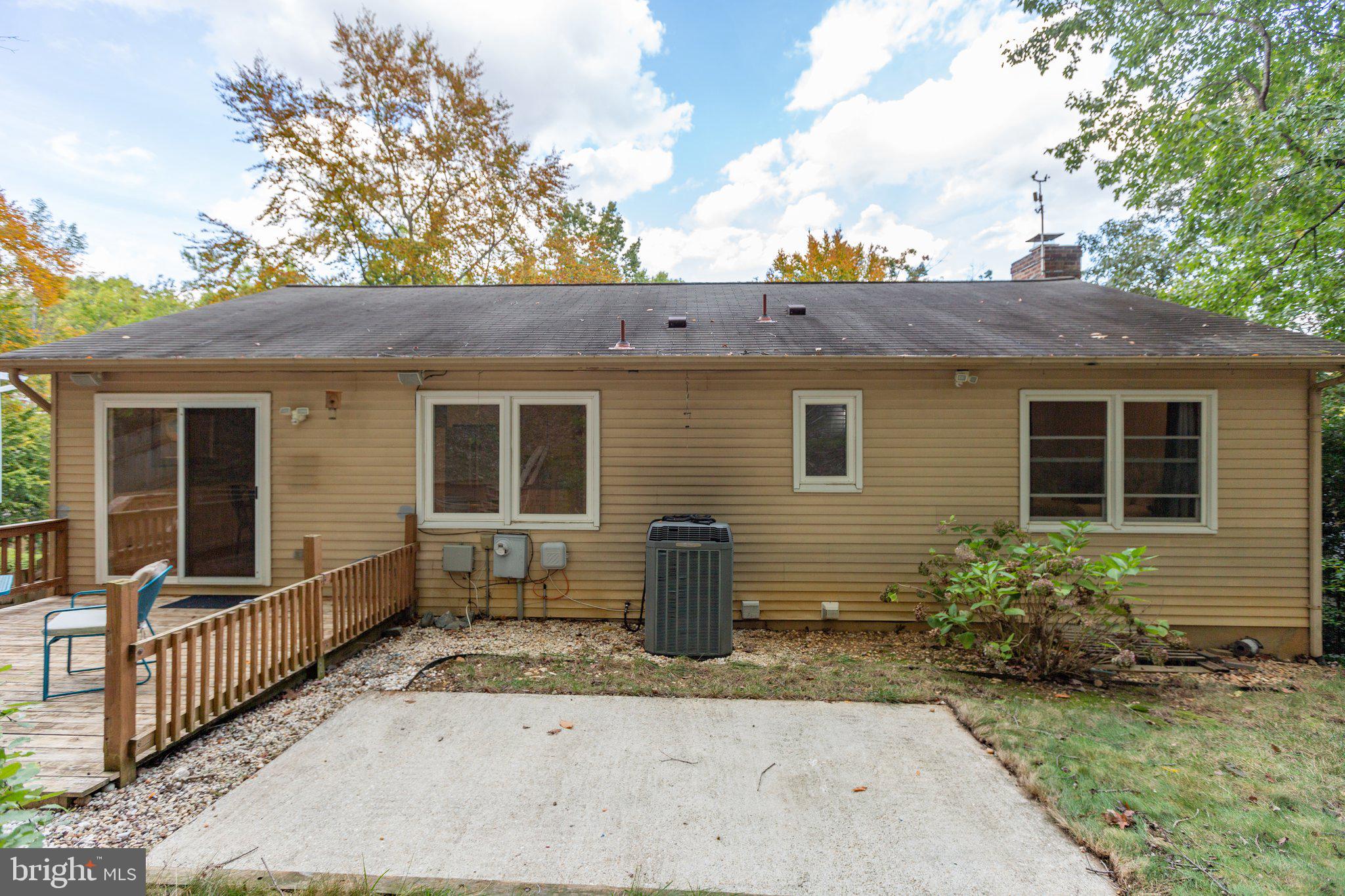 108 Columbus Cv