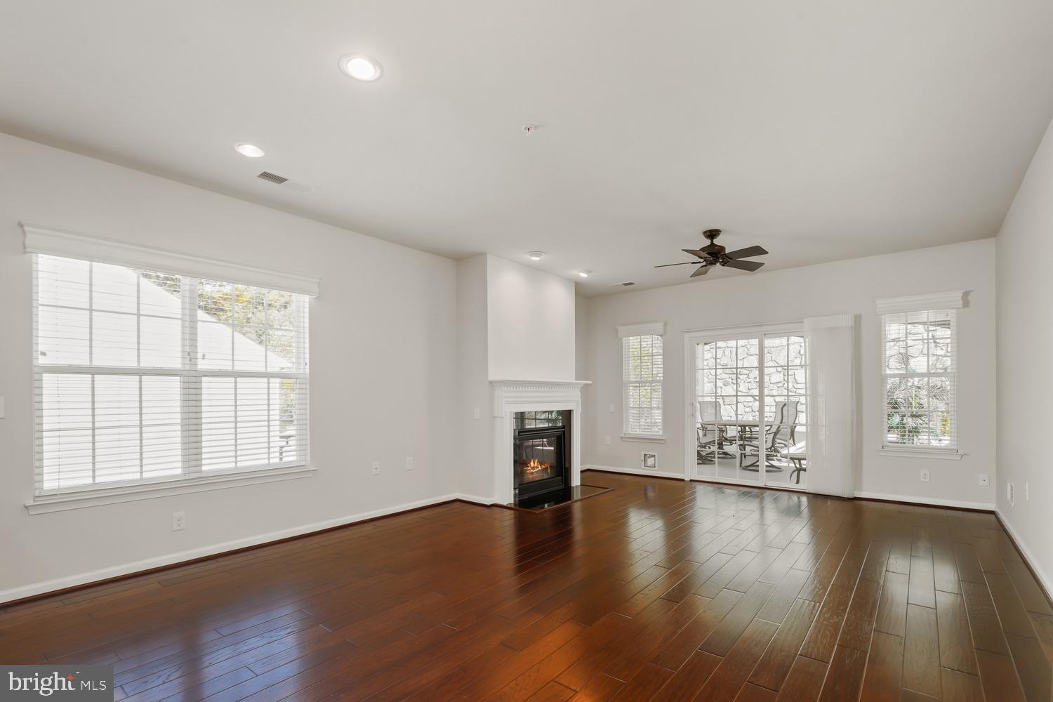 243 Long Point Dr