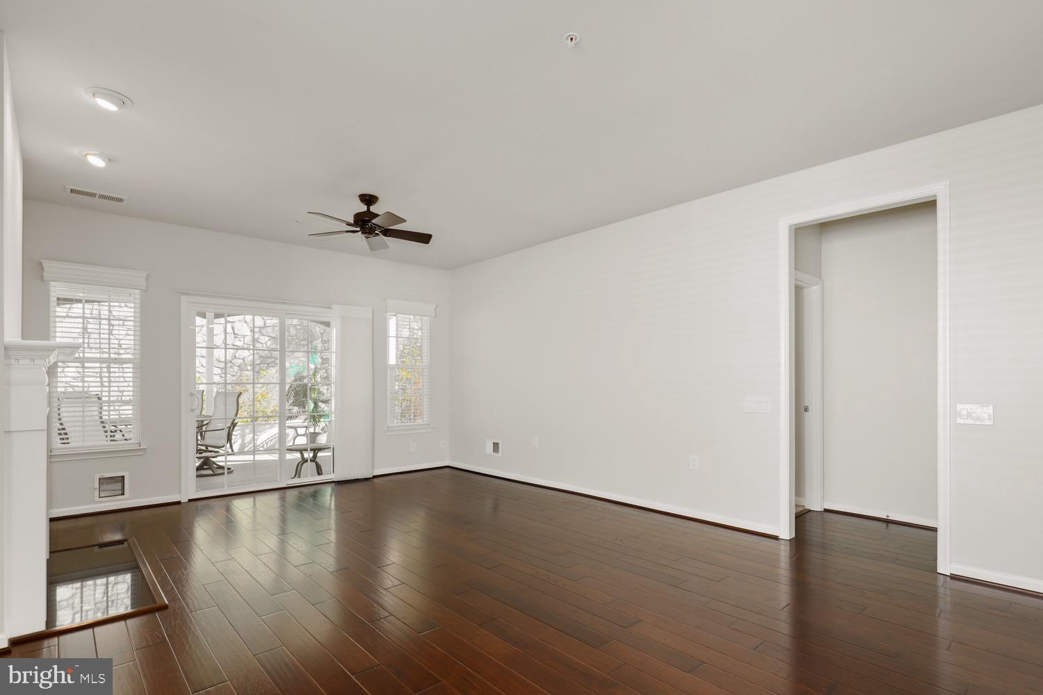 243 Long Point Dr