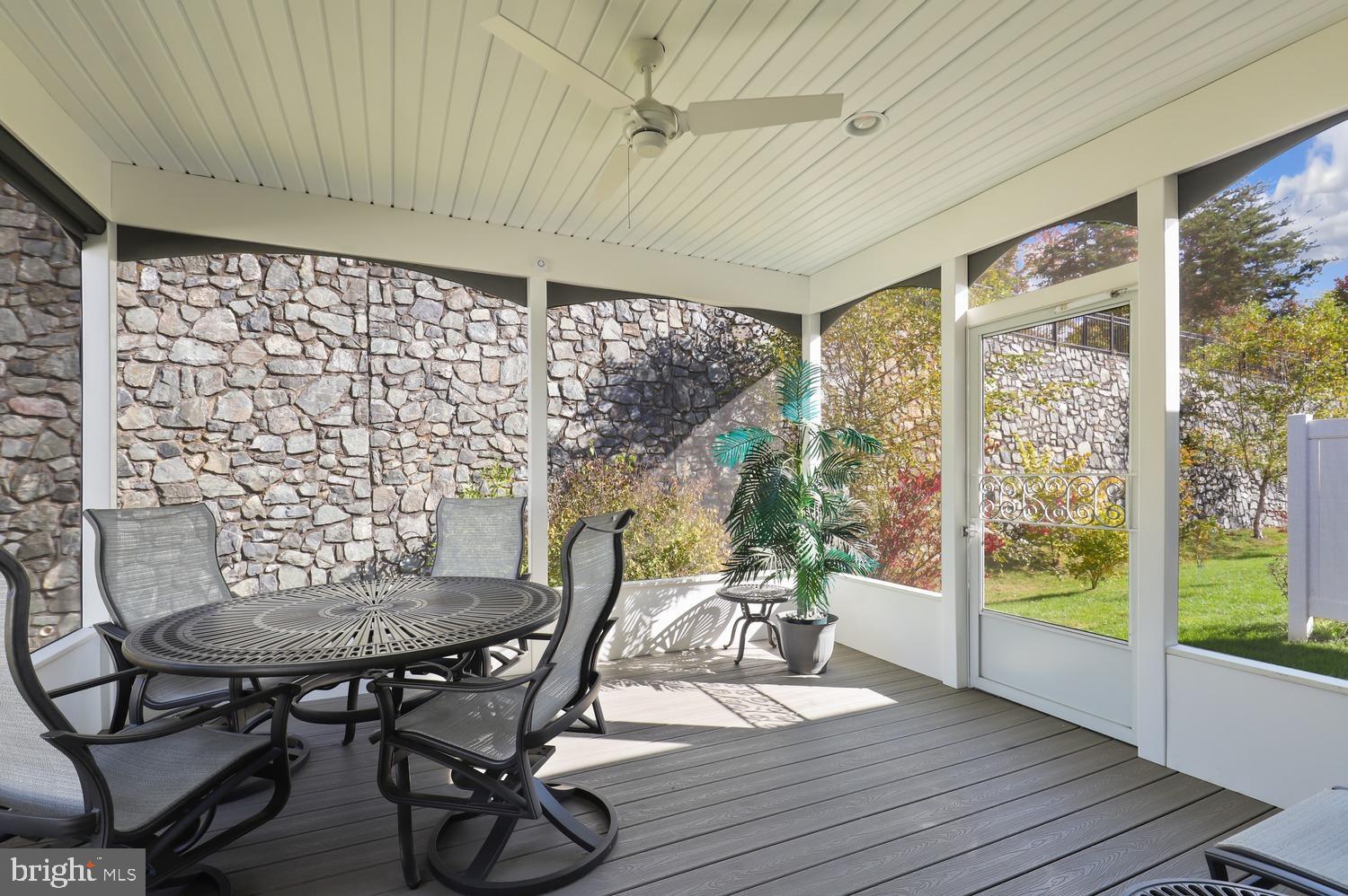 243 Long Point Dr