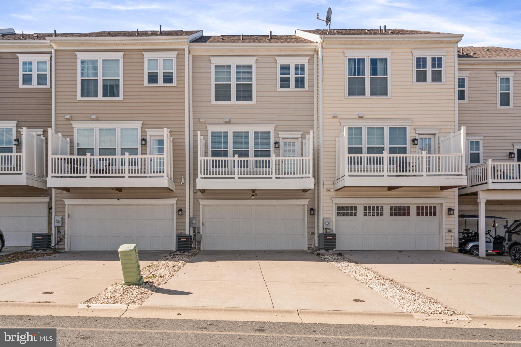 214 Apricot STREET