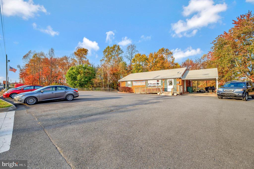 898 Warrenton Rd