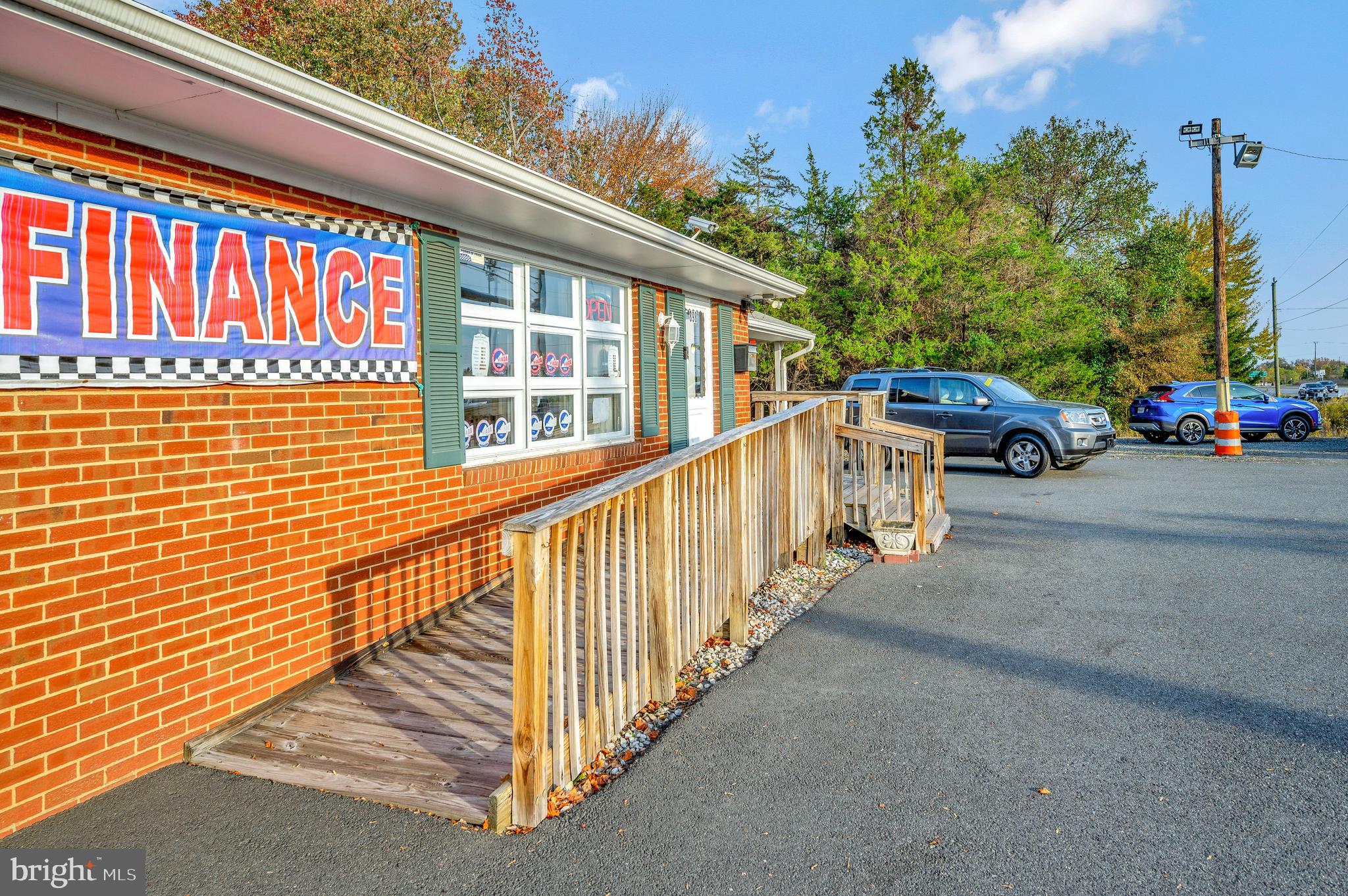 898 Warrenton Rd