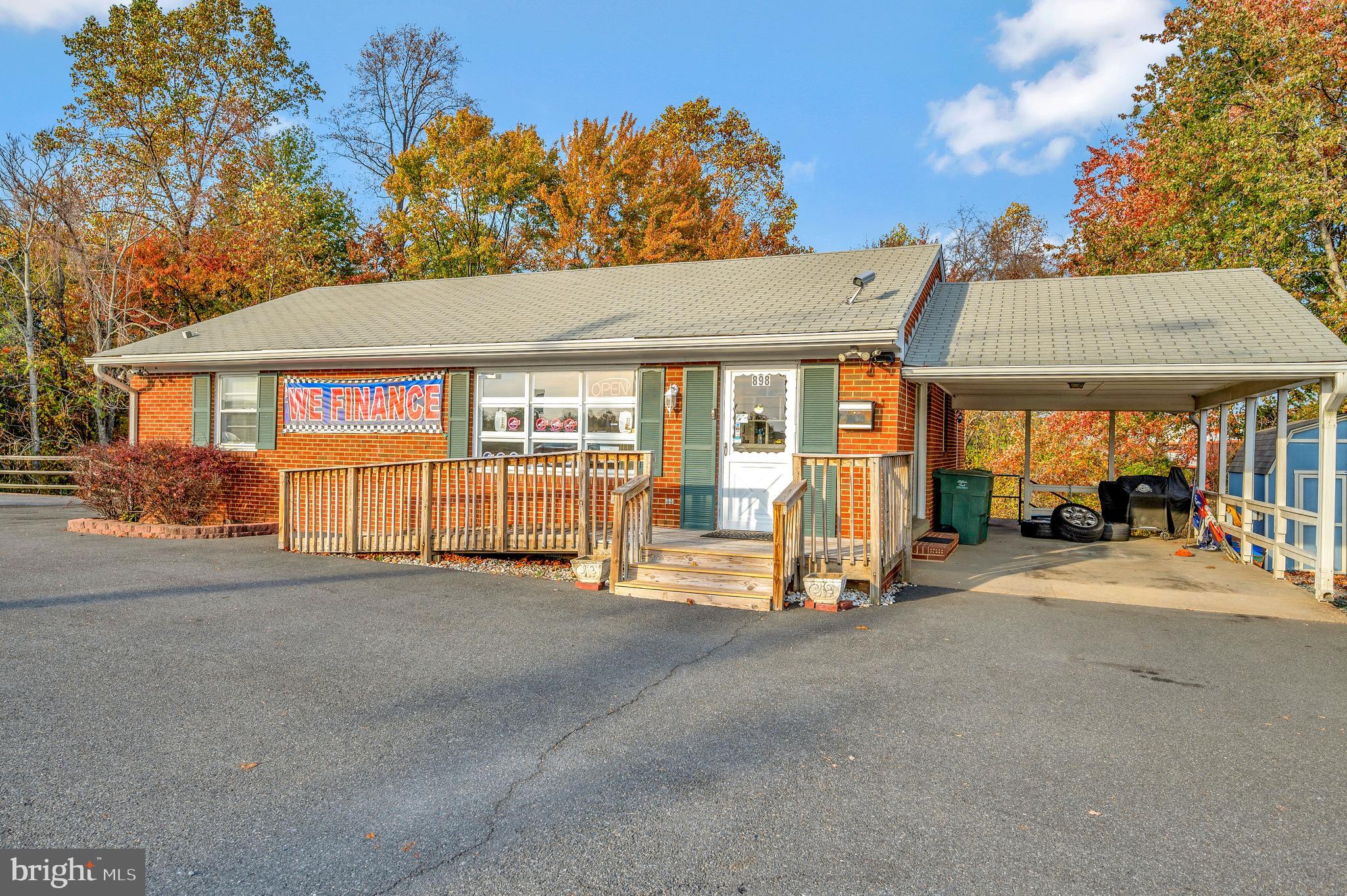 898 Warrenton Rd