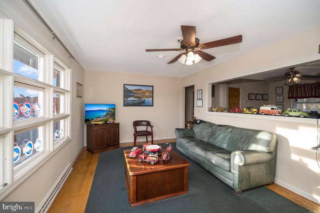898 Warrenton Rd