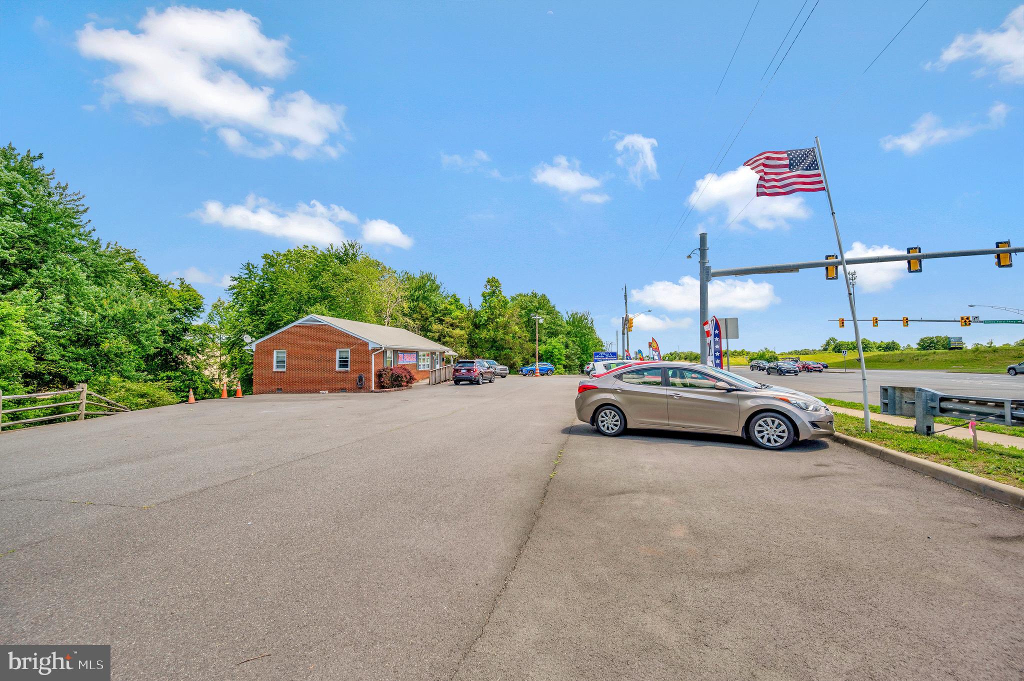 898 Warrenton Rd