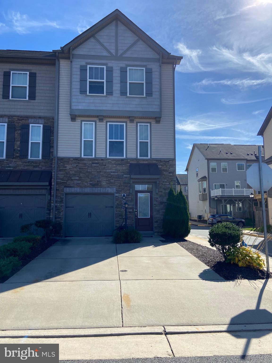 201 Spotswood St