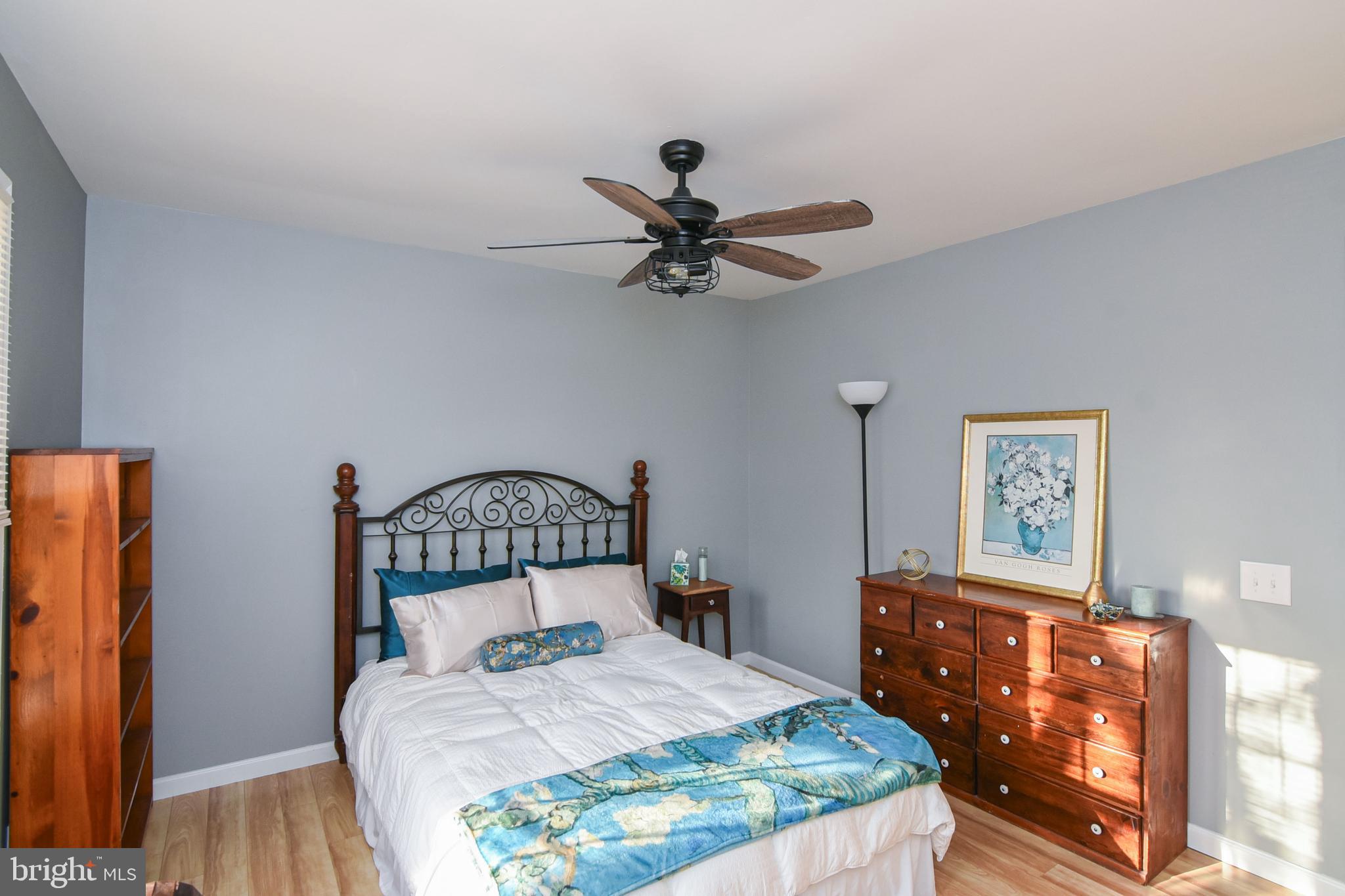 5 Salford Ct
