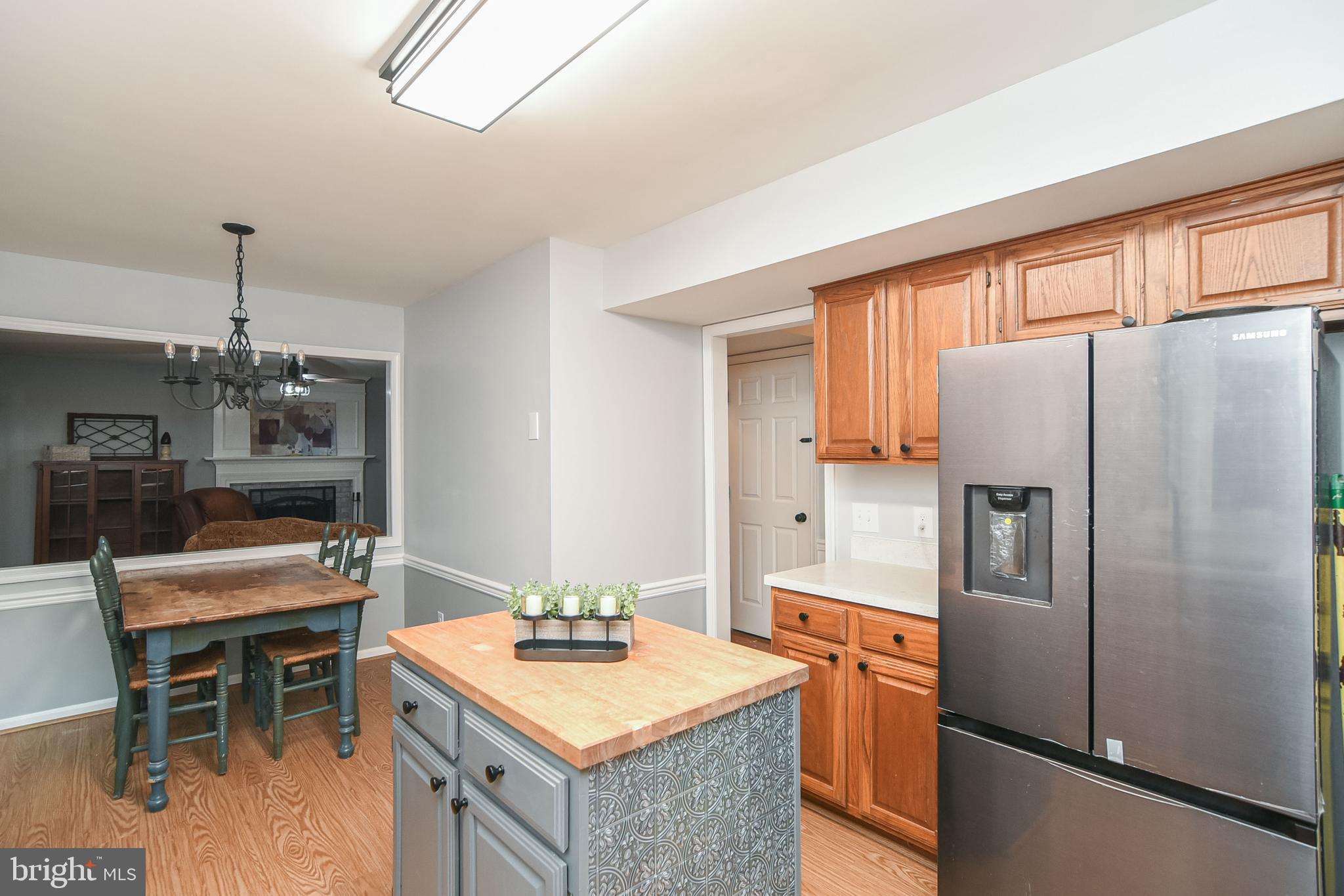 5 Salford Ct