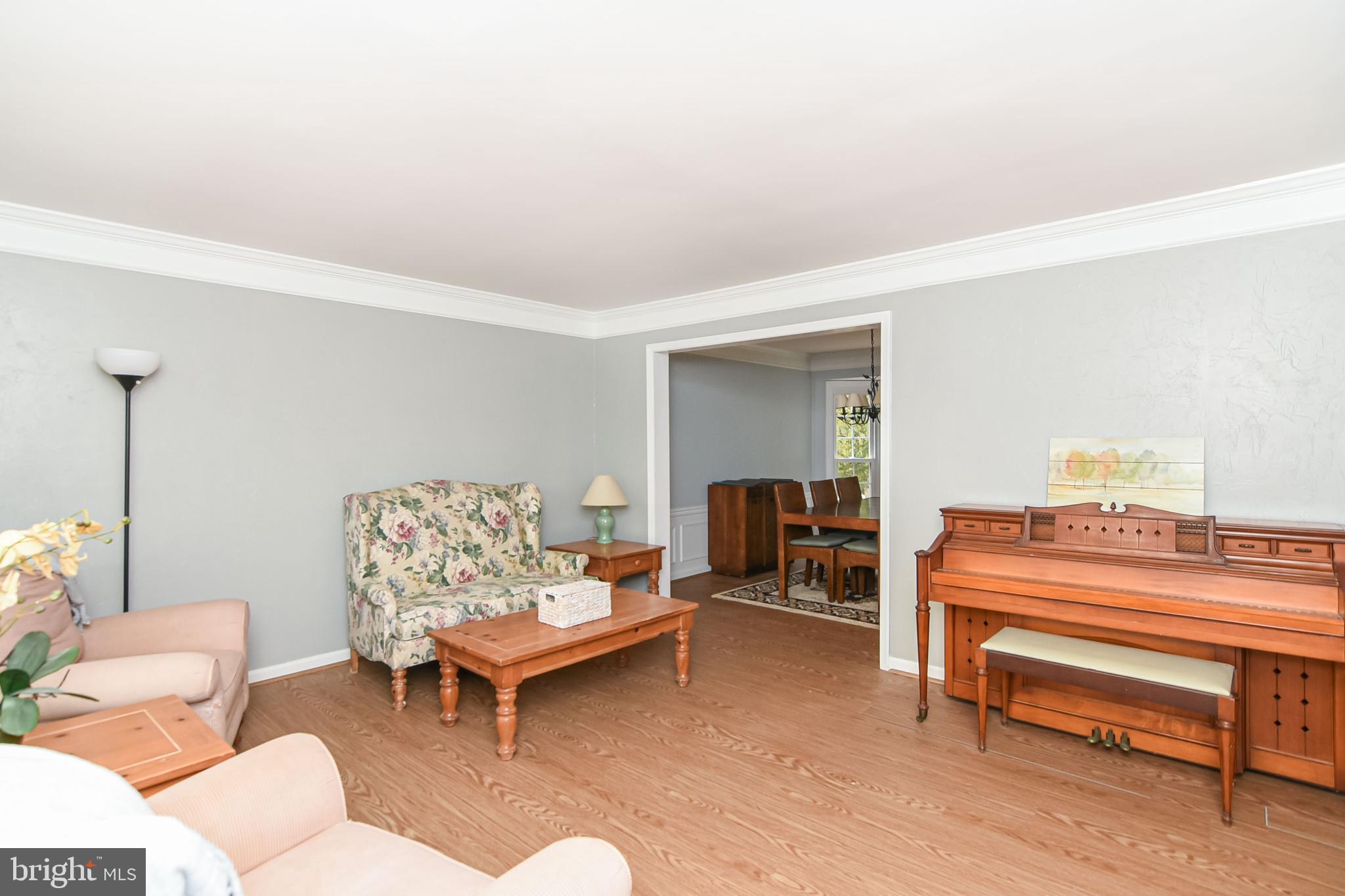 5 Salford Ct