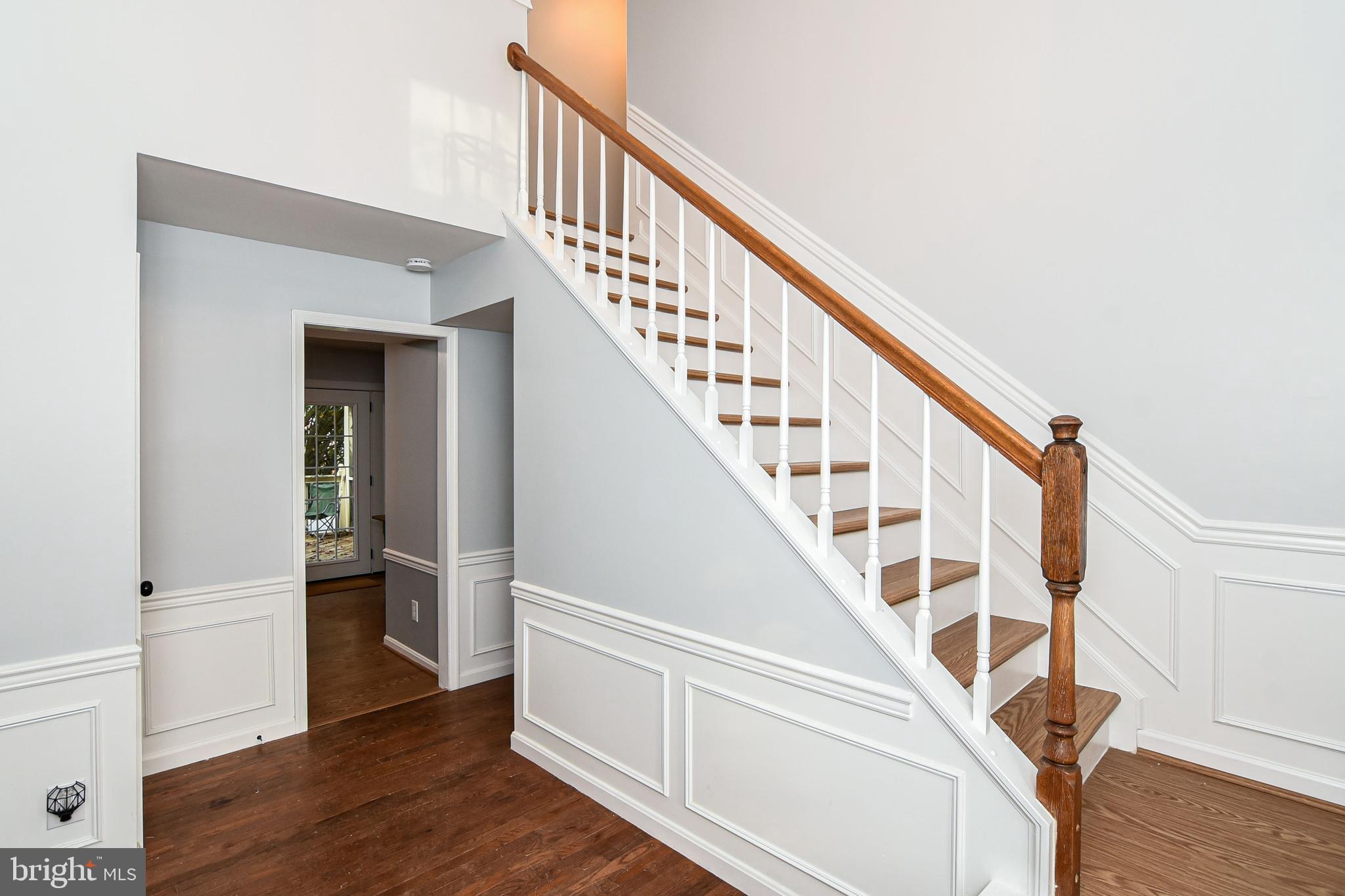 5 Salford Ct