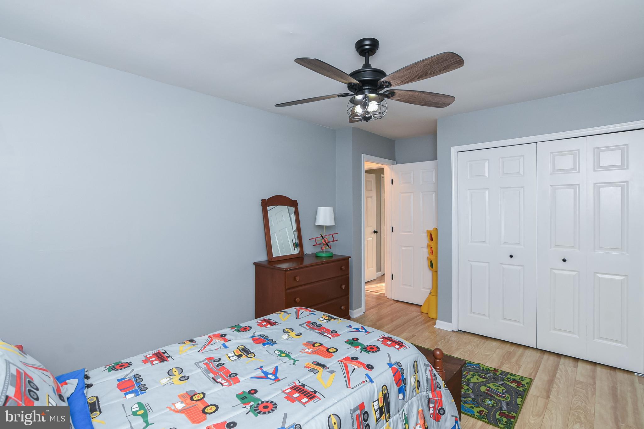 5 Salford Ct