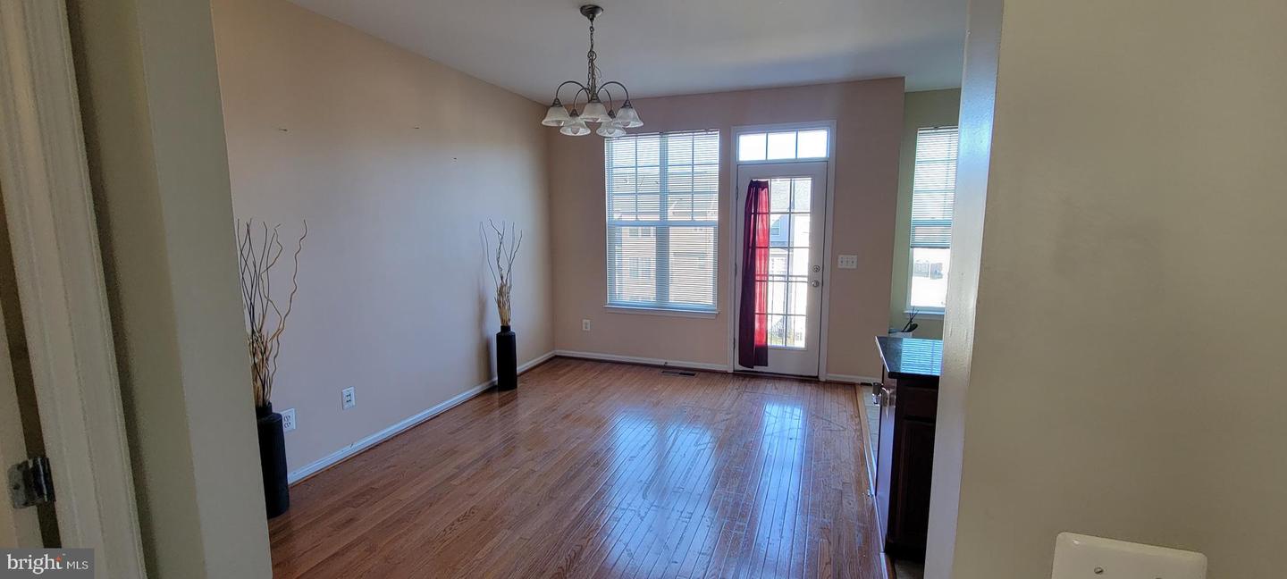 258 Woodstream BOULEVARD