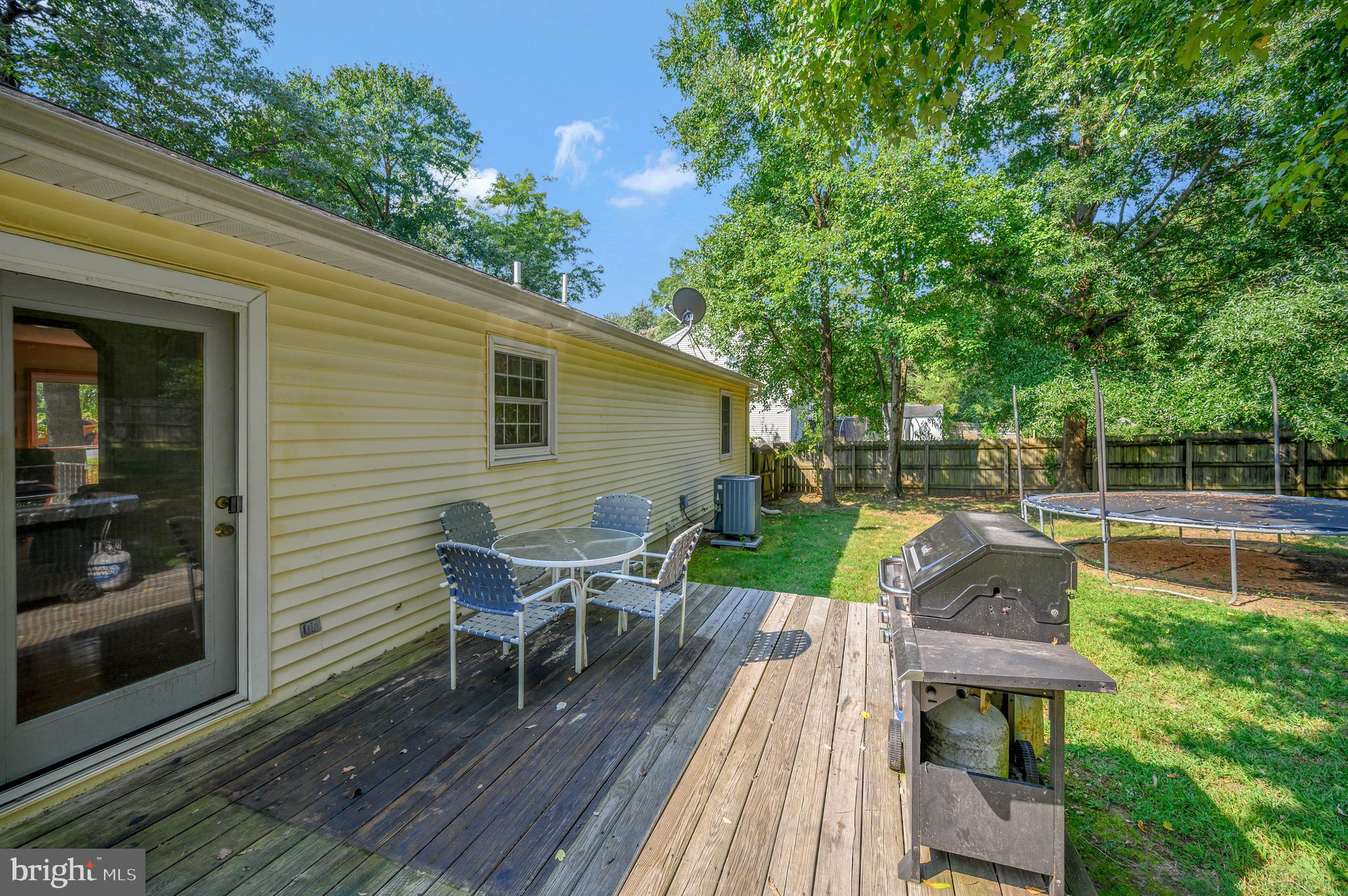 1117 Amherst Ave