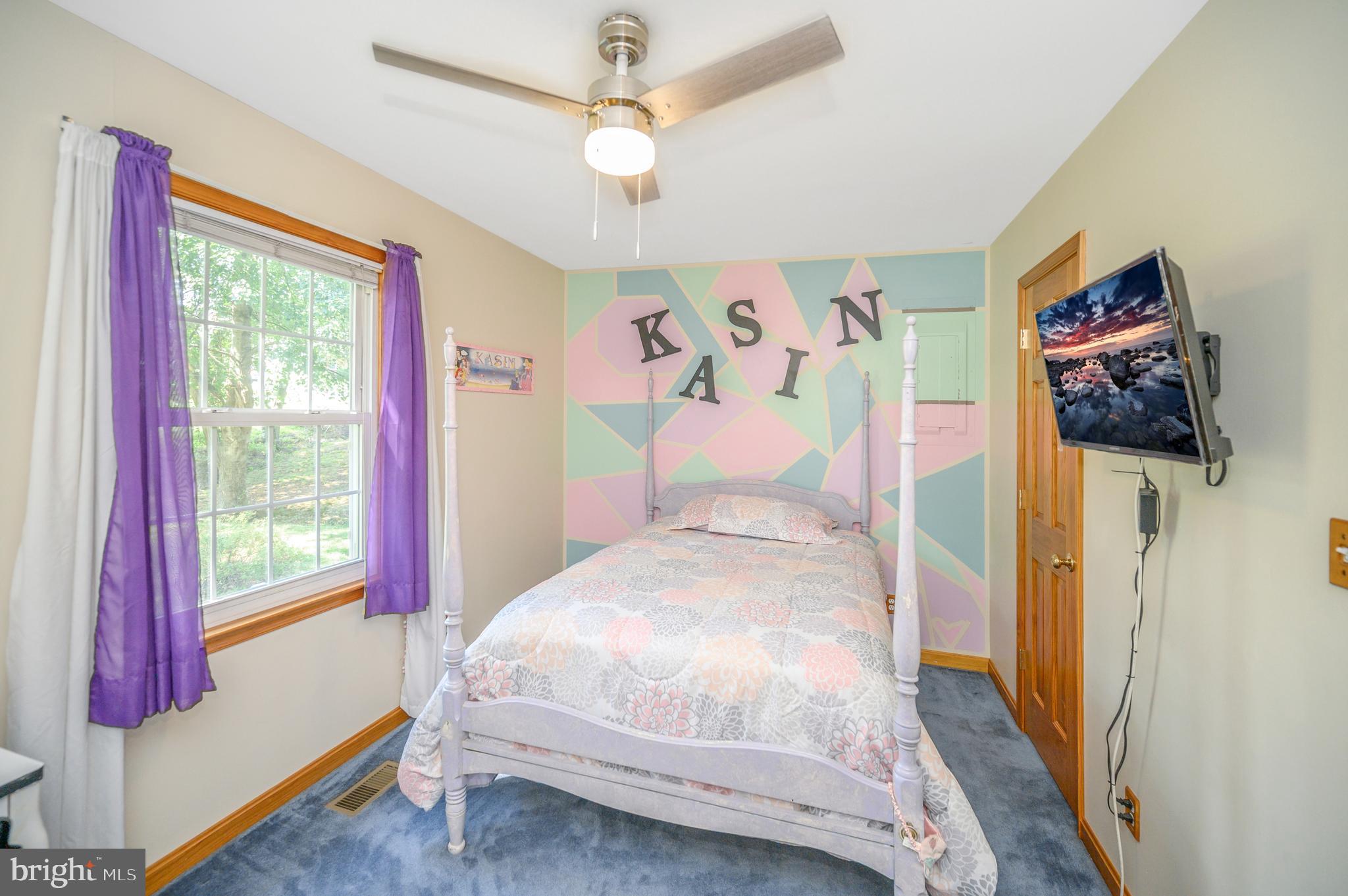 1117 Amherst Ave
