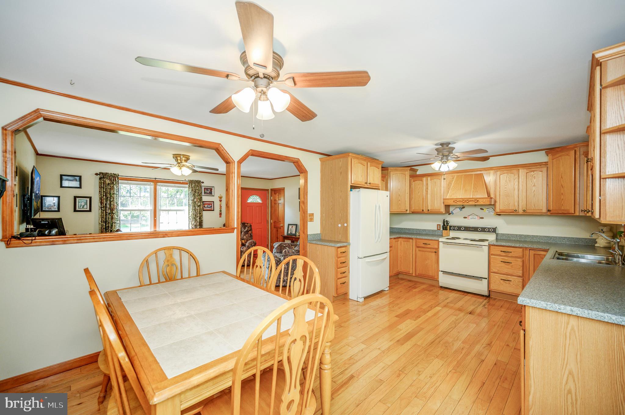 1117 Amherst Ave