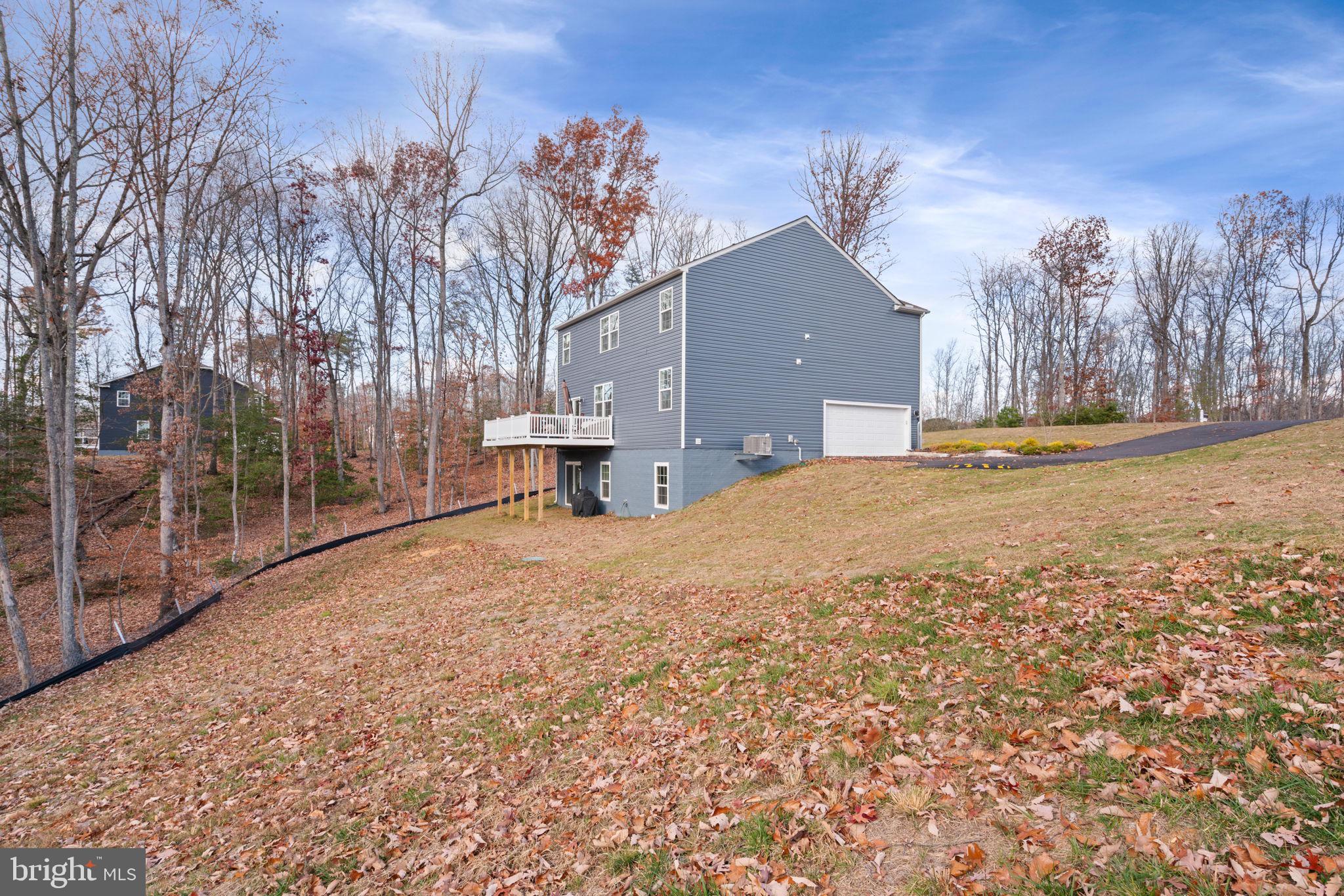 290 Rock Raymond DRIVE