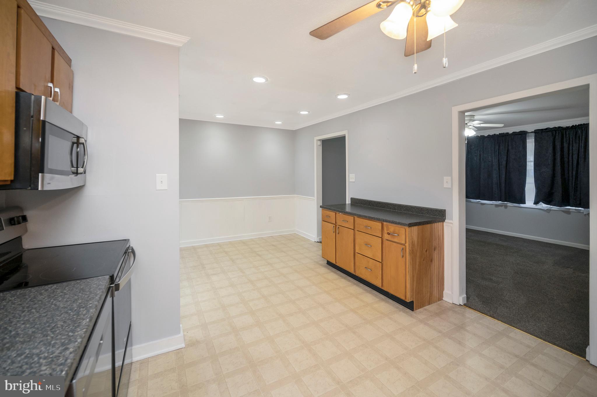 38 Hickory Ridge Dr