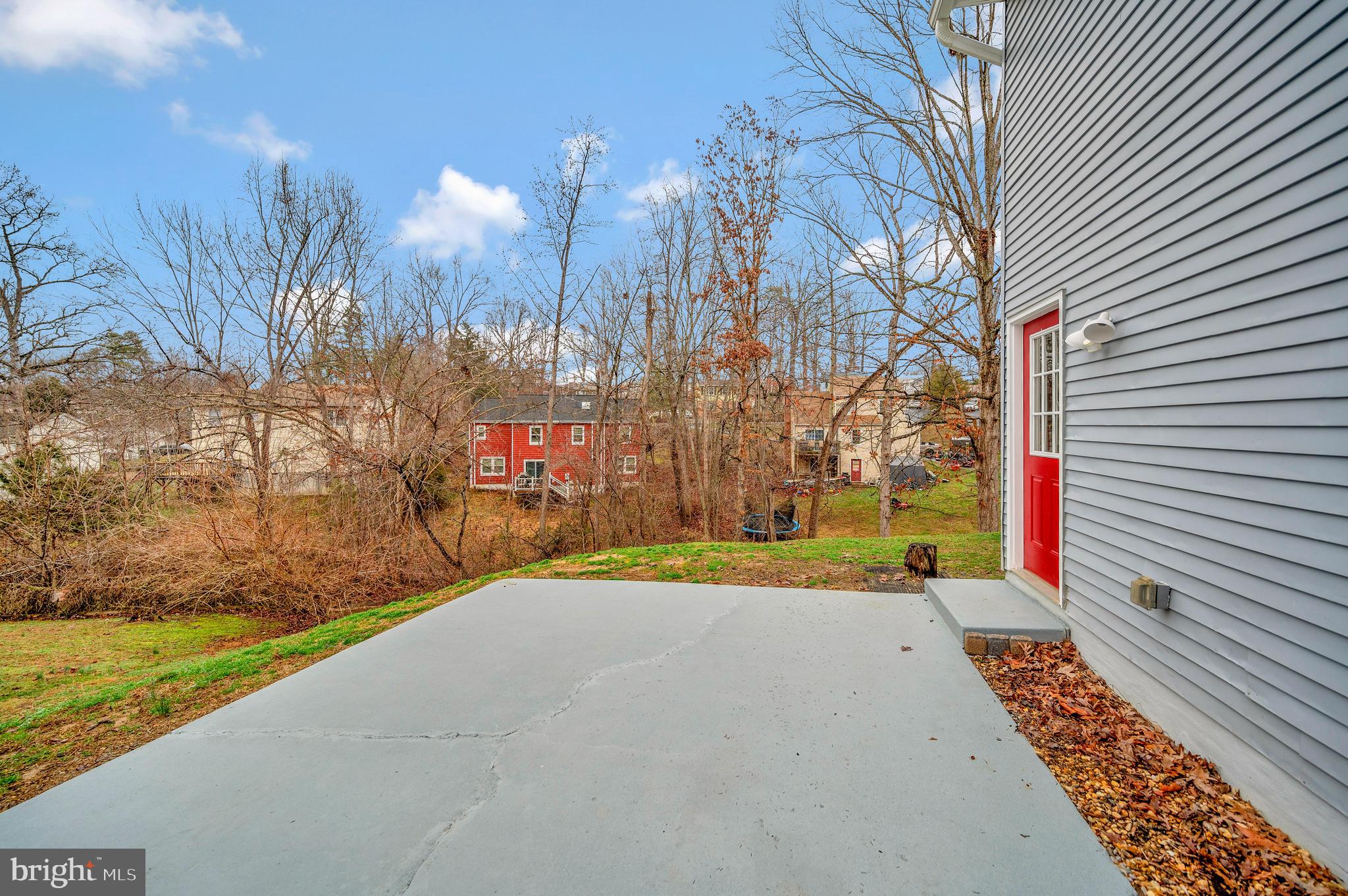 38 Hickory Ridge Dr